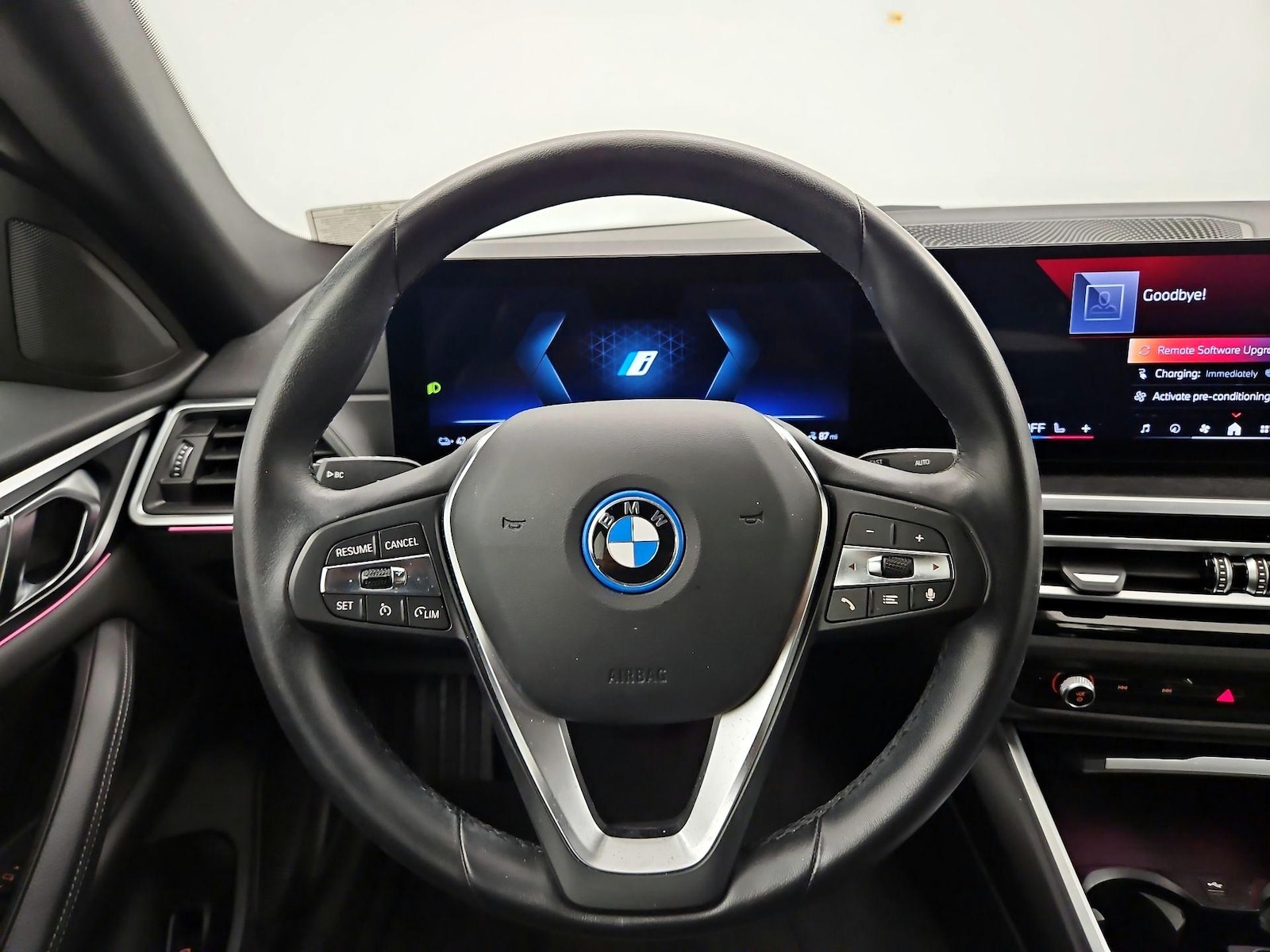 2024 BMW i4 35 - Photo 11