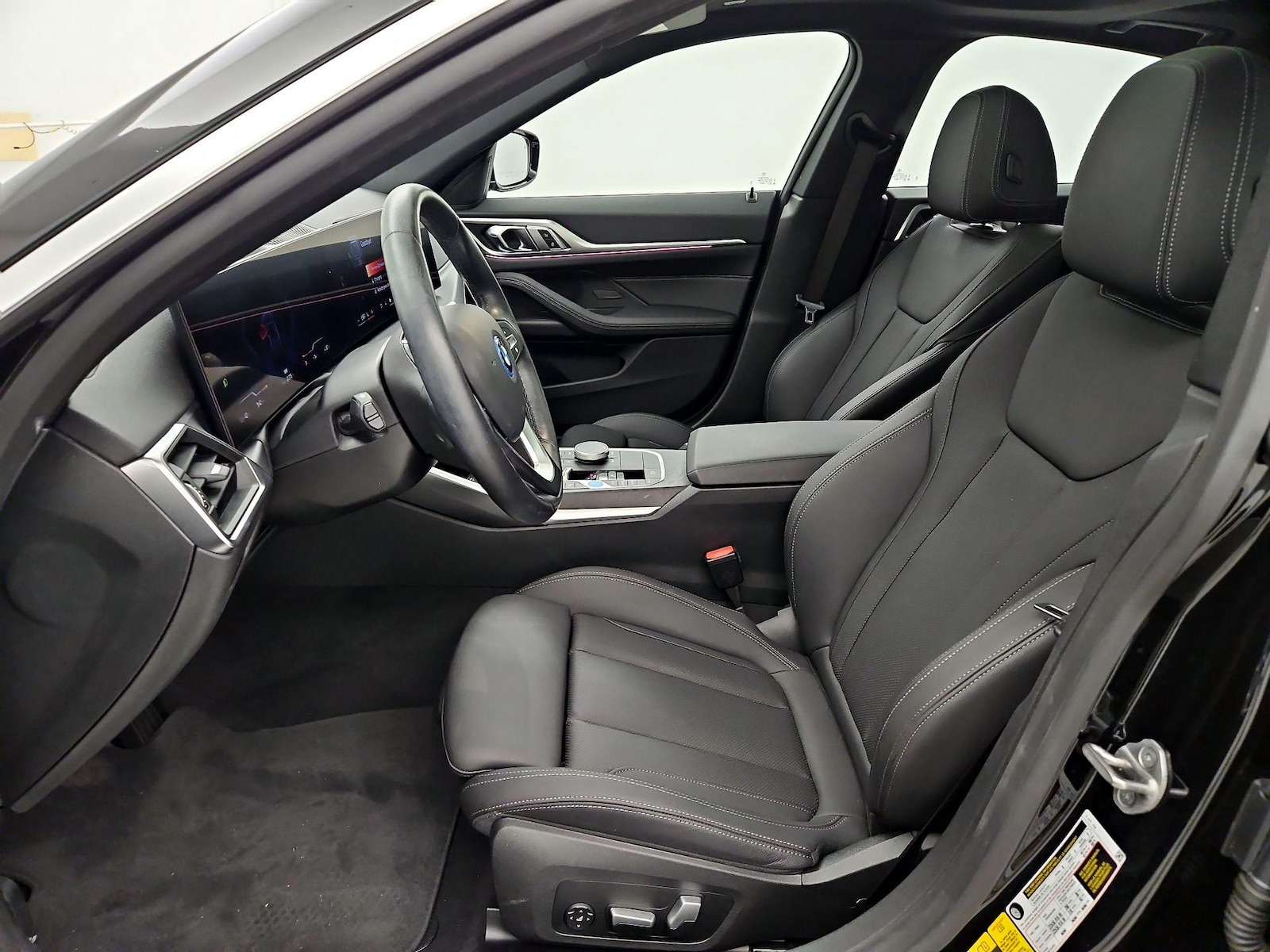 2024 BMW i4 35 - Photo 12