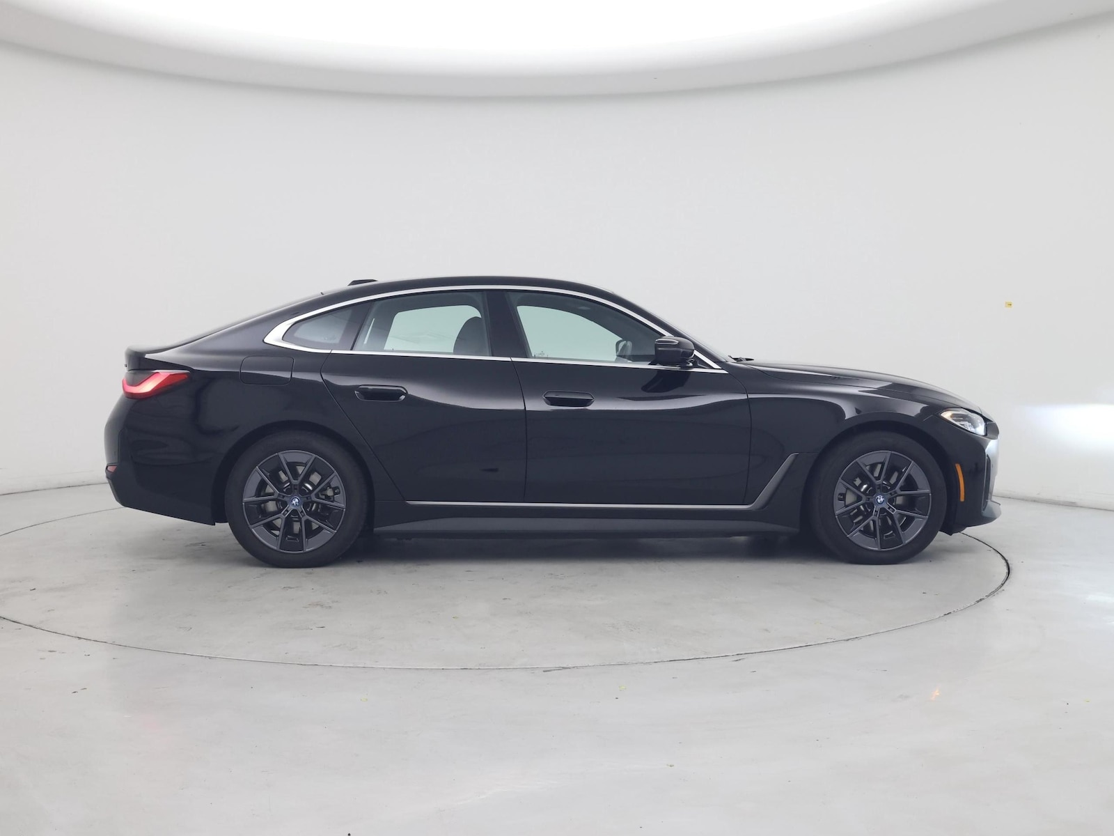 2024 BMW i4 35 - Photo 8