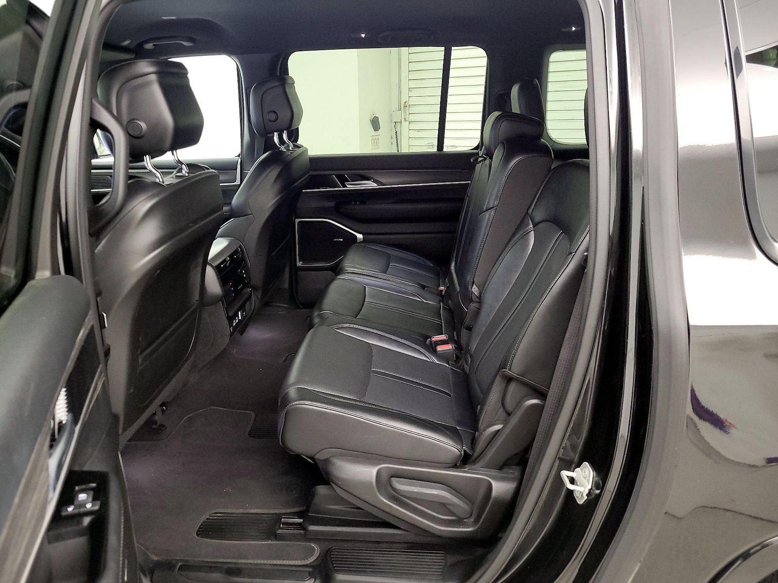 Rear Air Conditioning