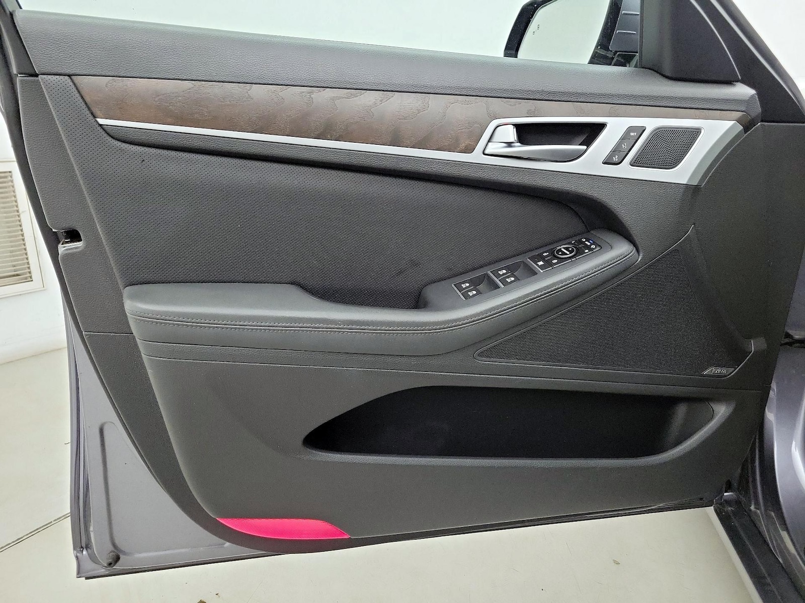 2015 Hyundai Genesis Base - Photo 13
