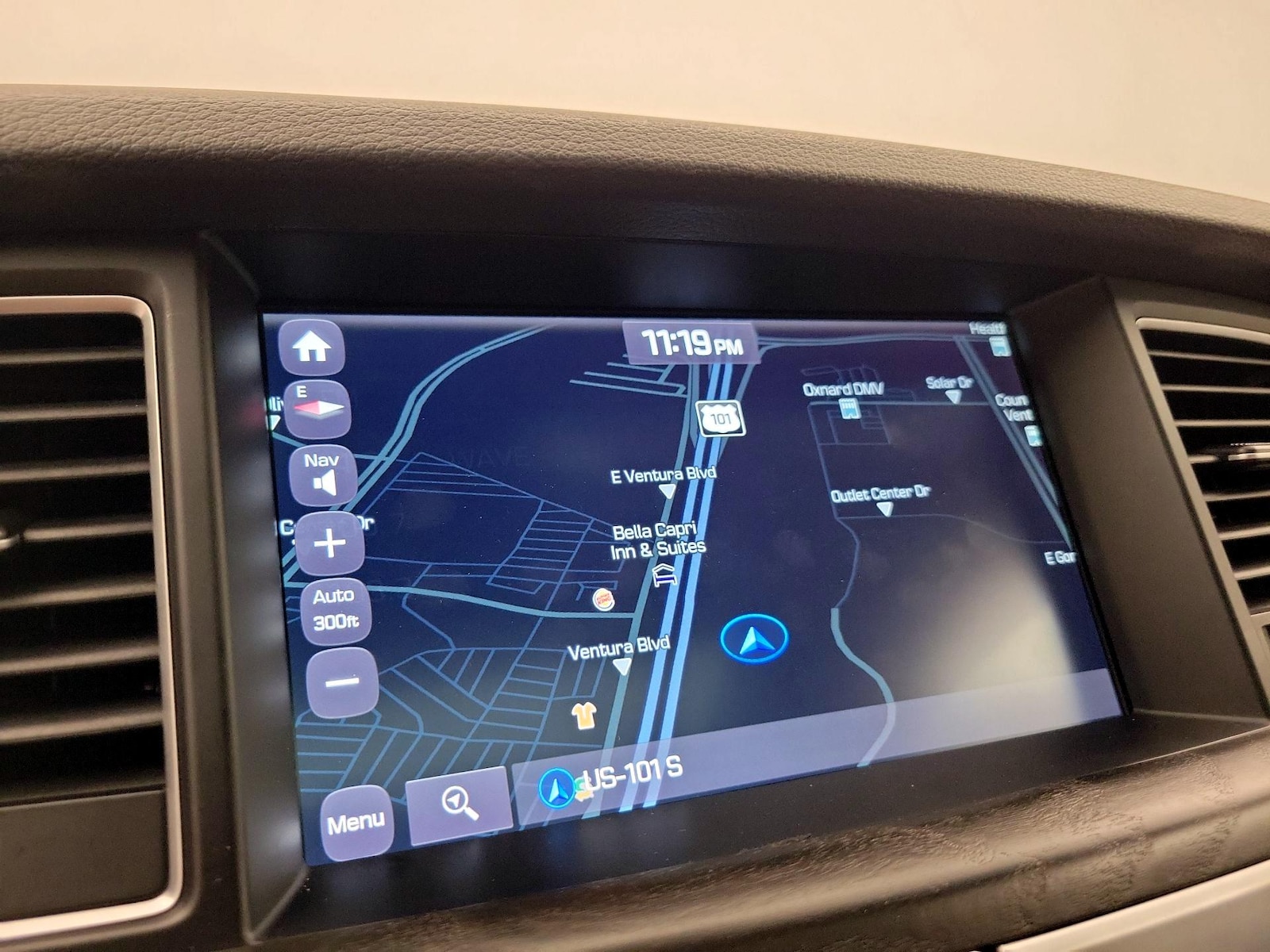 2015 Hyundai Genesis Base - Photo 15