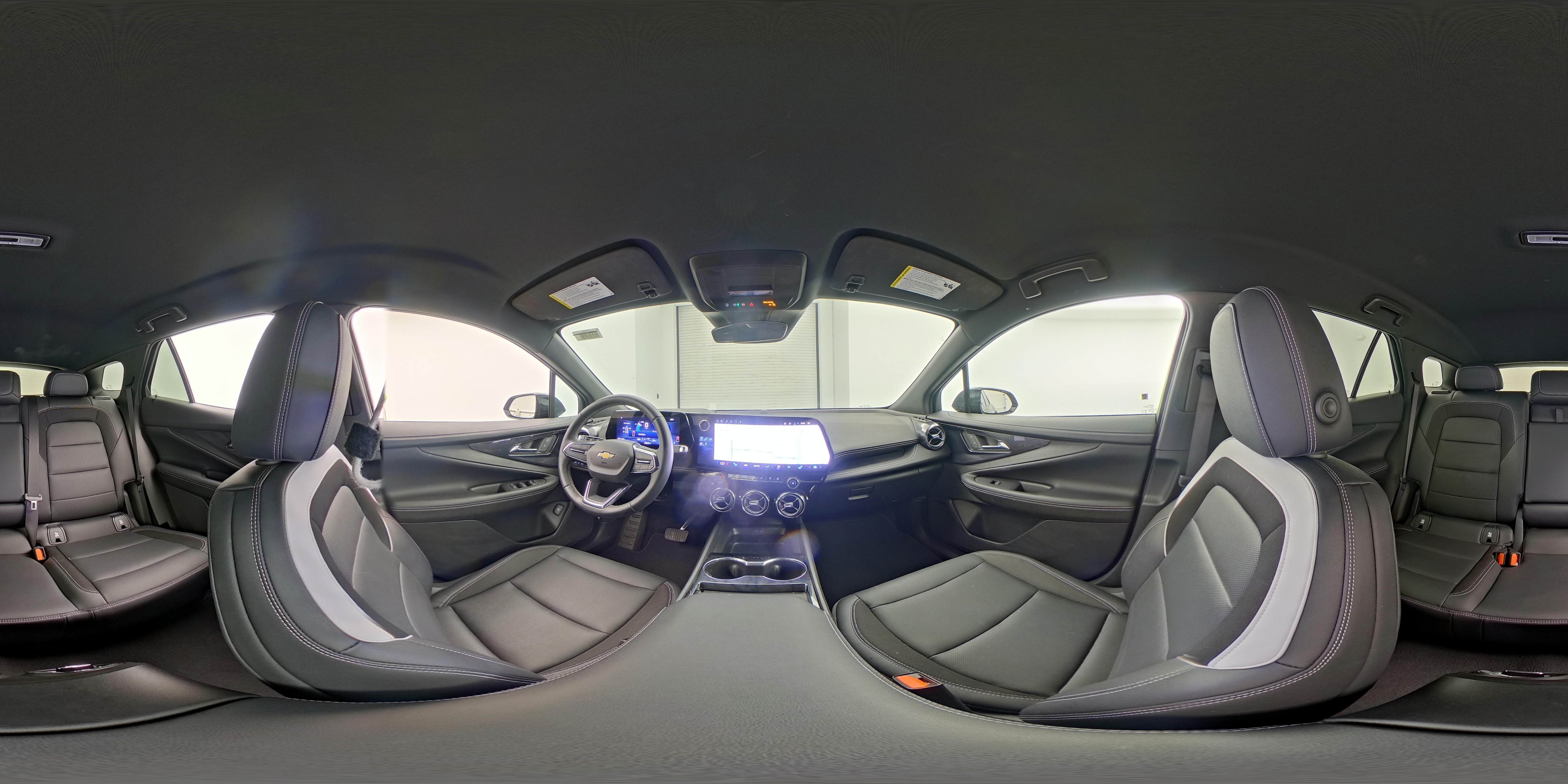 2024 Chevrolet Blazer EV LT - Photo 25
