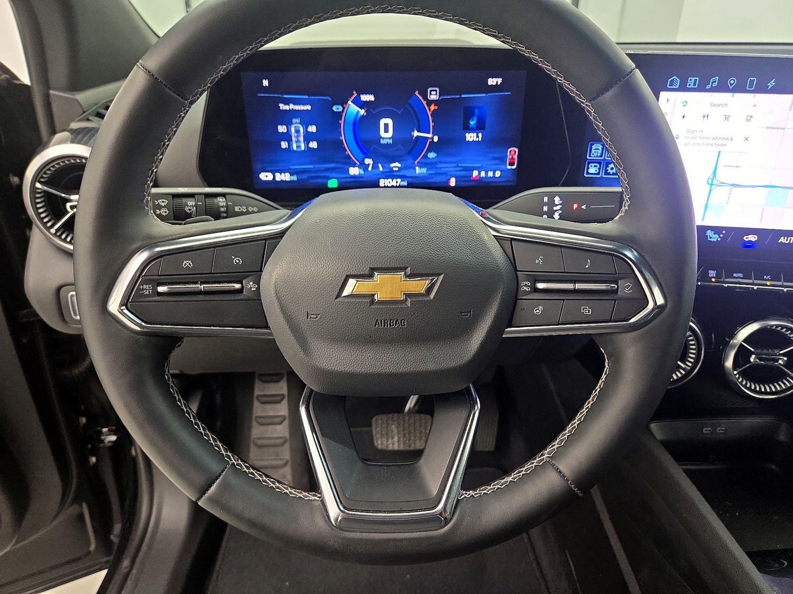 2024 Chevrolet Blazer EV LT - Photo 11