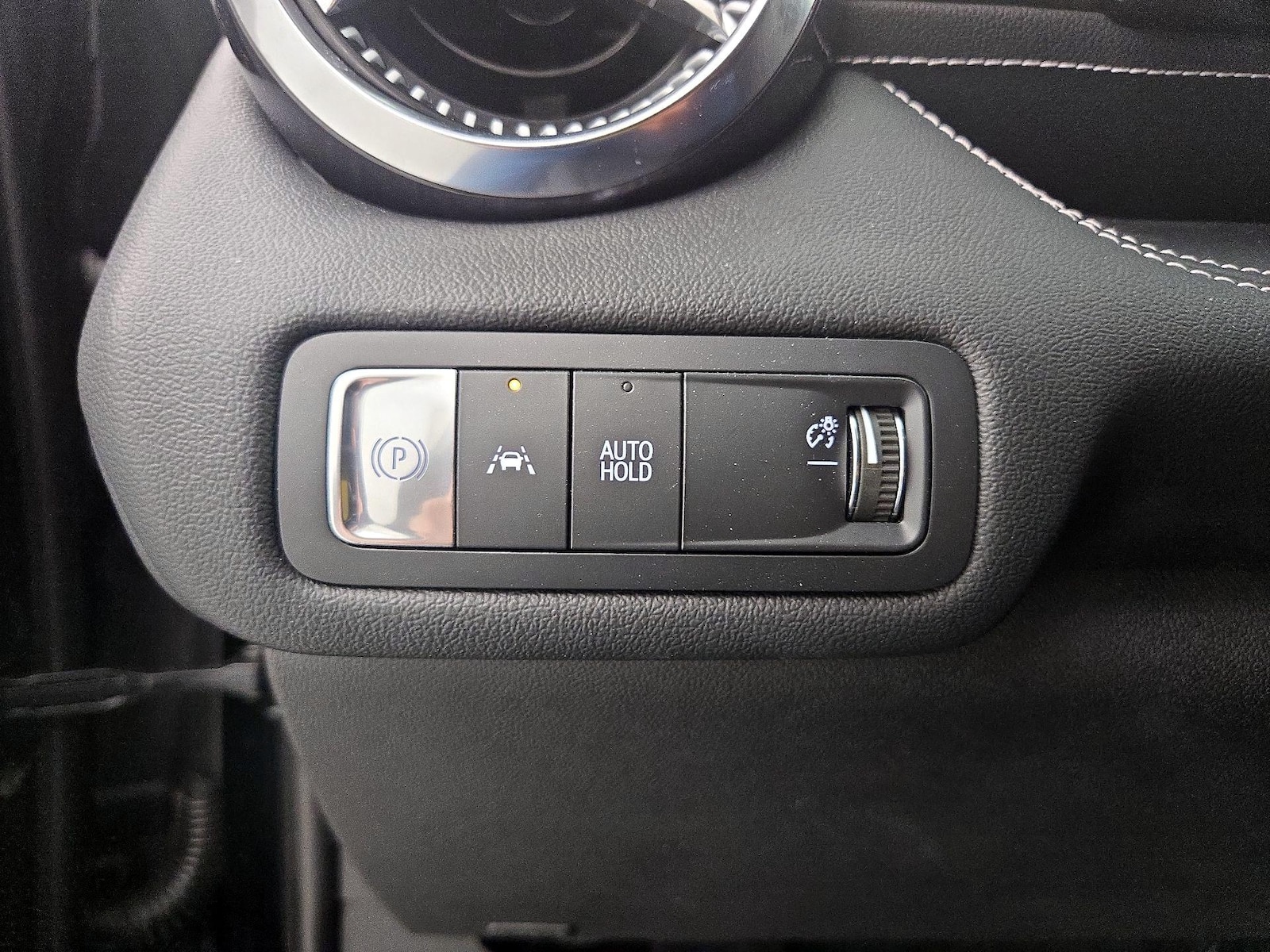 2024 Chevrolet Blazer EV LT - Photo 14