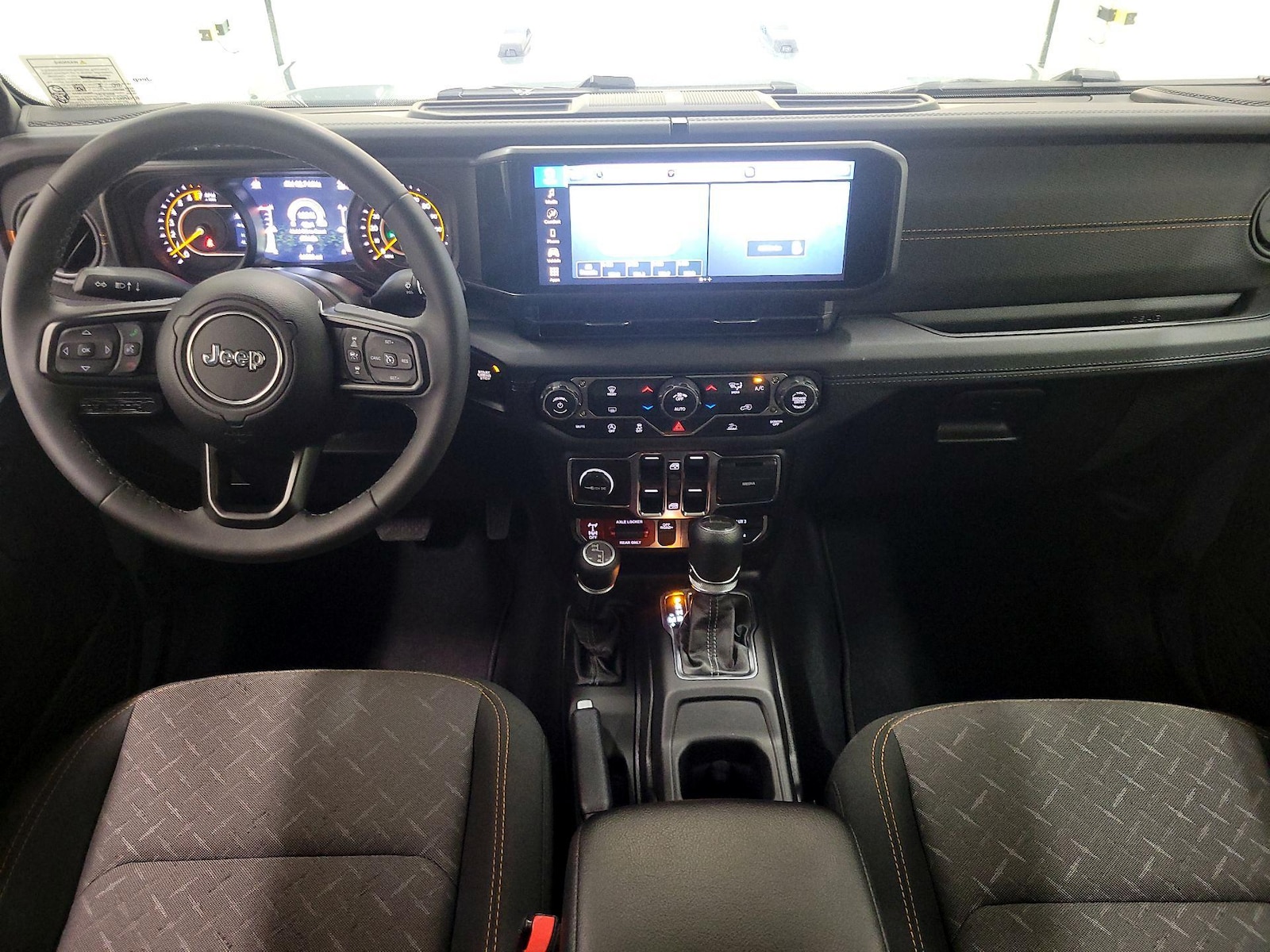 2026 Jeep Gladiator Mojave - Photo 10