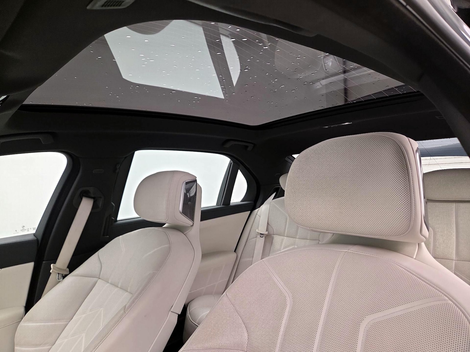 Skylight(s) & Overhead Airbags