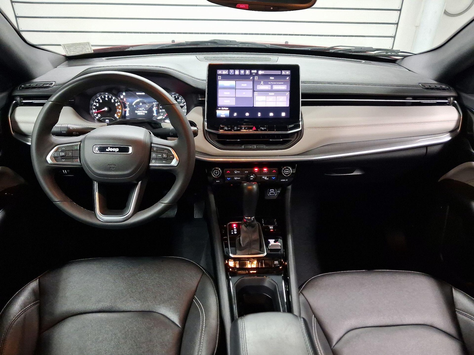2025 Jeep Compass Limited - Photo 10