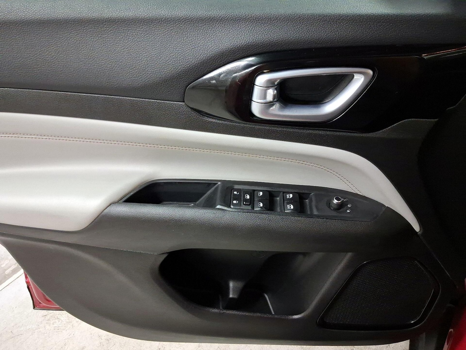 2025 Jeep Compass Limited - Photo 13