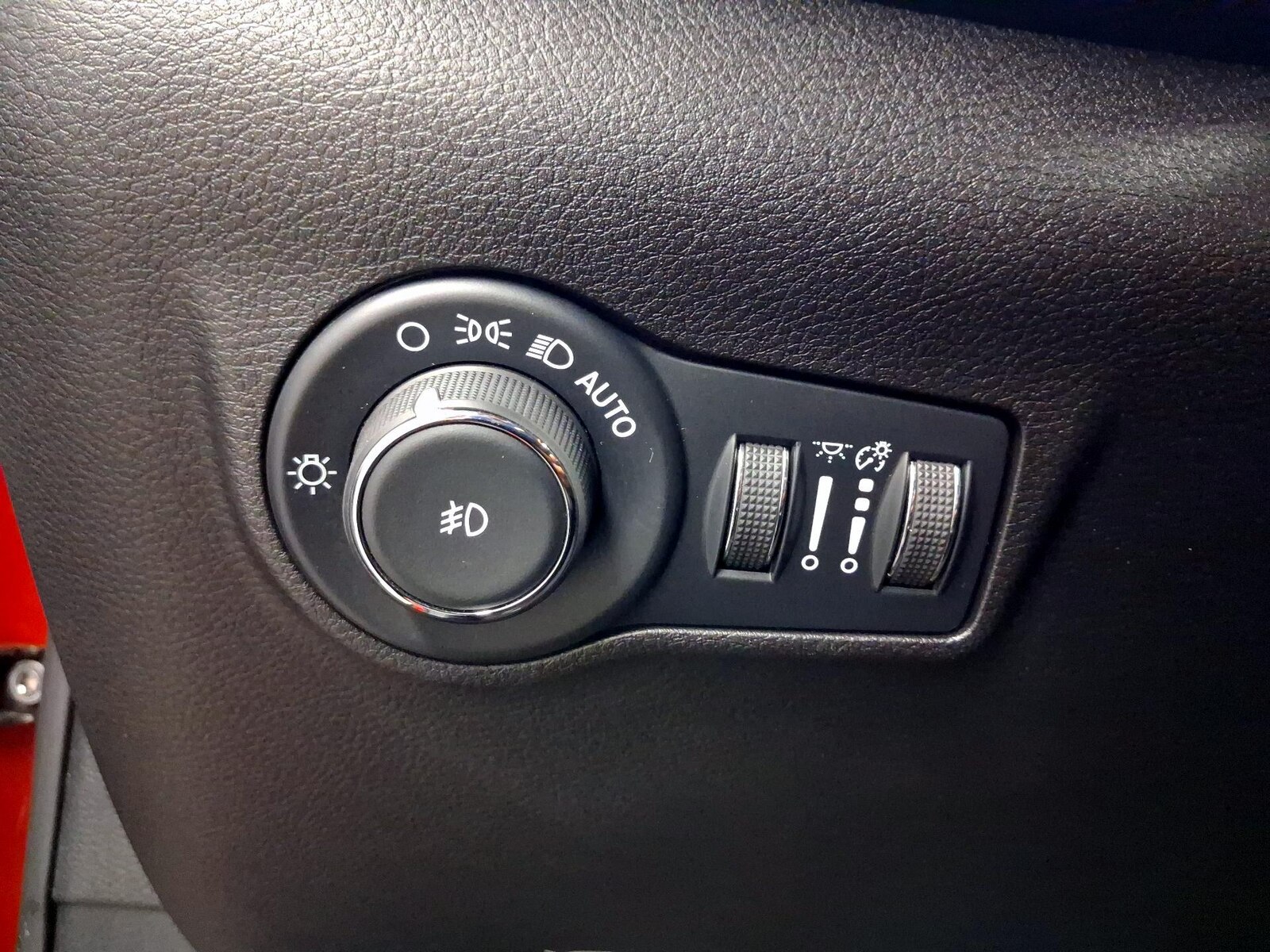 2025 Jeep Compass Limited - Photo 14