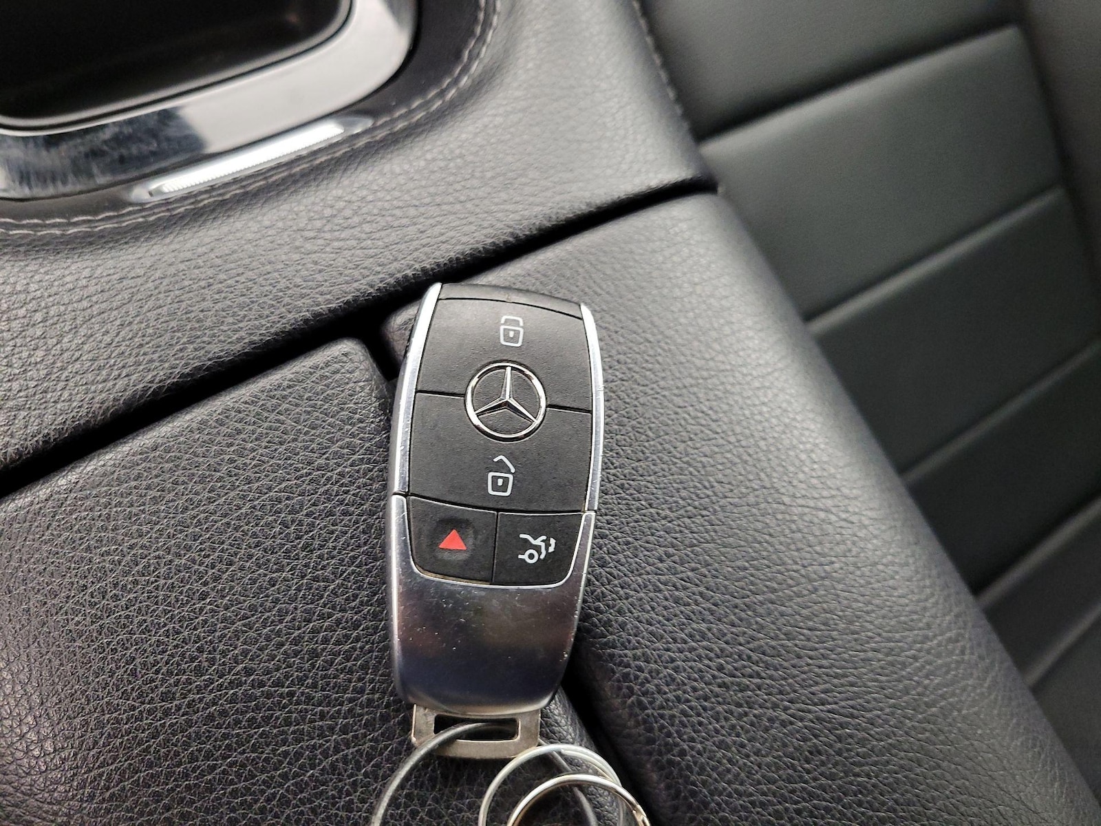 2024 Mercedes-Benz GLE GLE450E - Photo 24