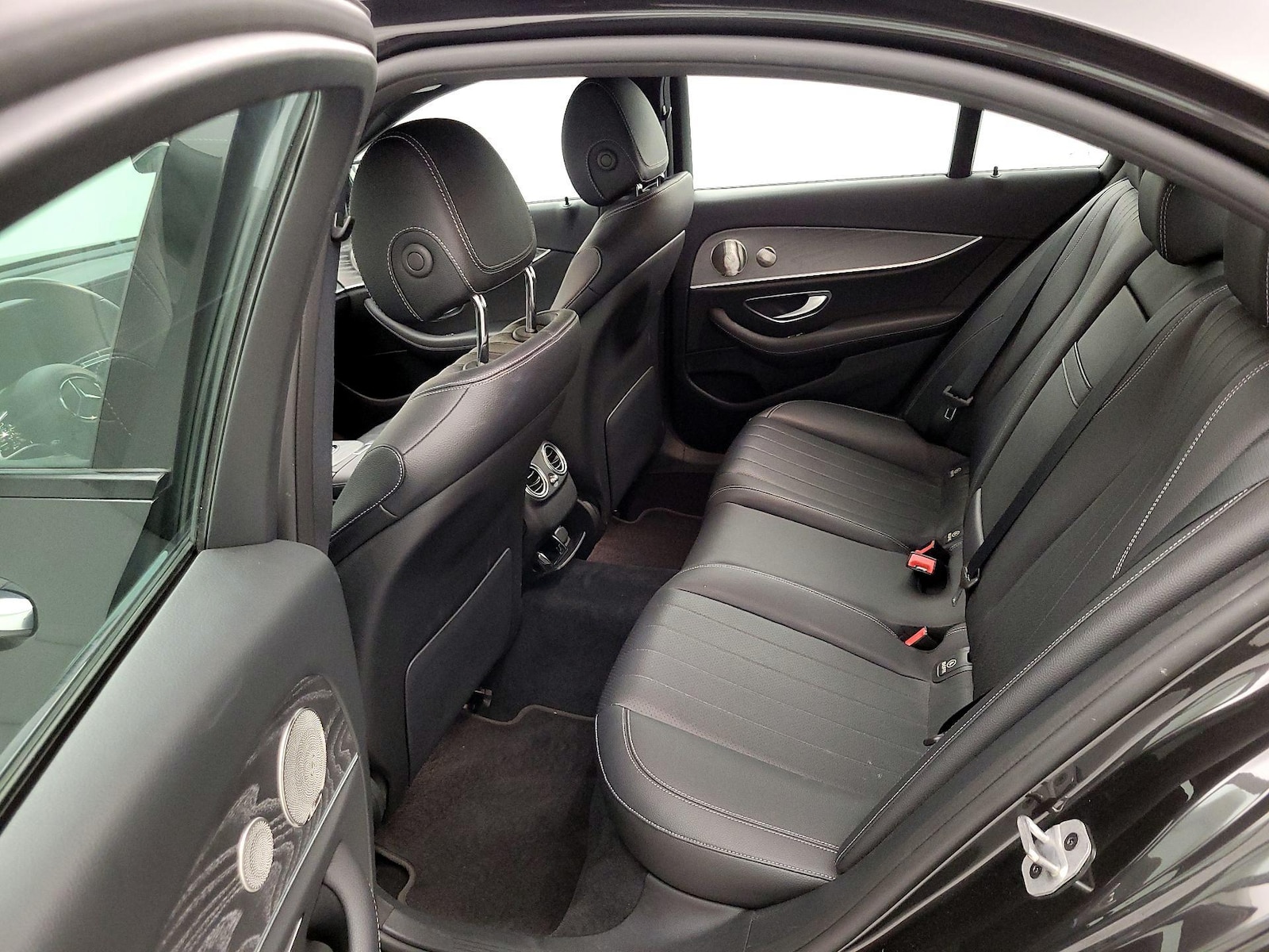 2021 Mercedes-Benz E-Class E350 - Photo 19