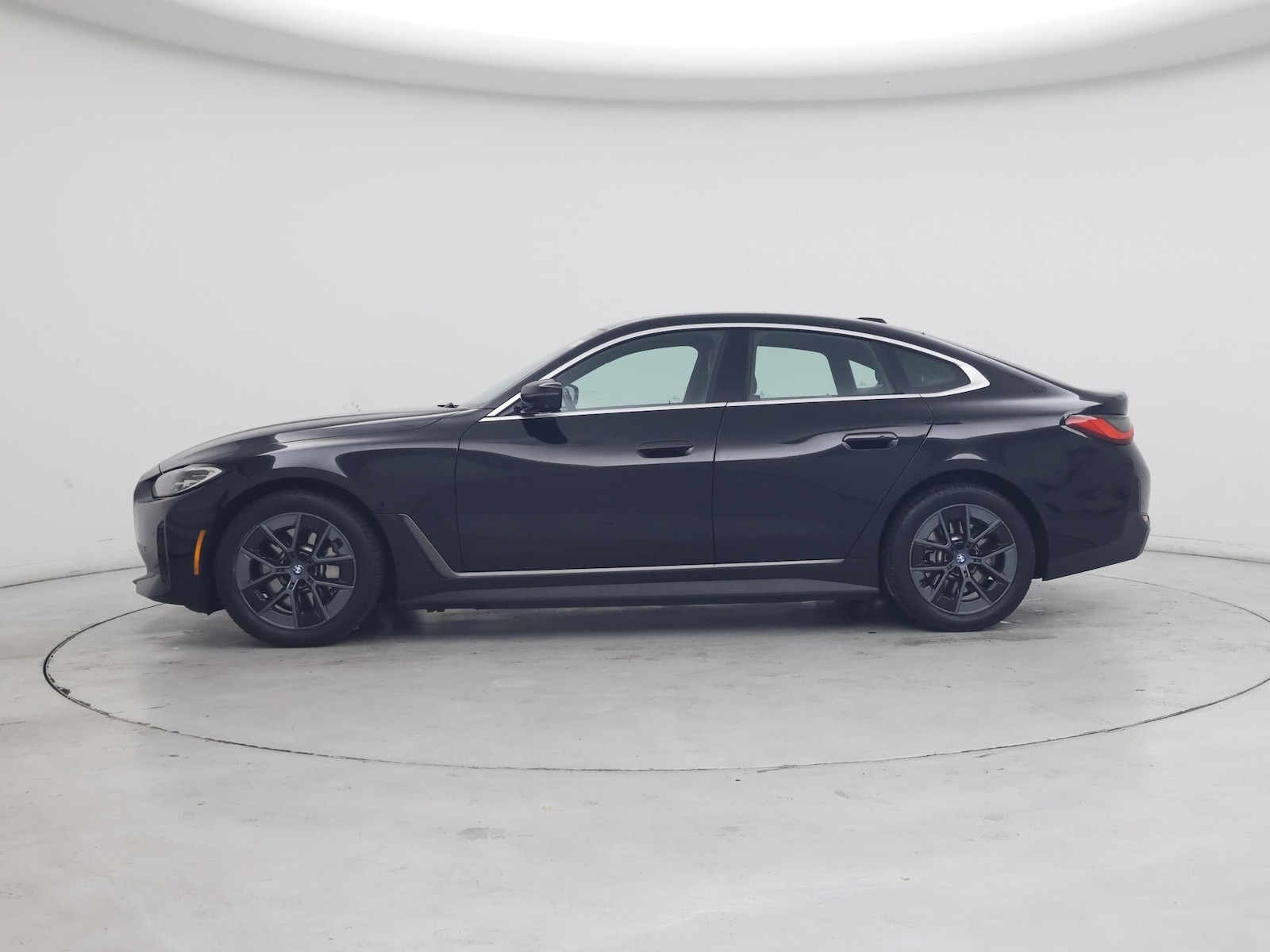 2024 BMW i4 35 - Photo 4