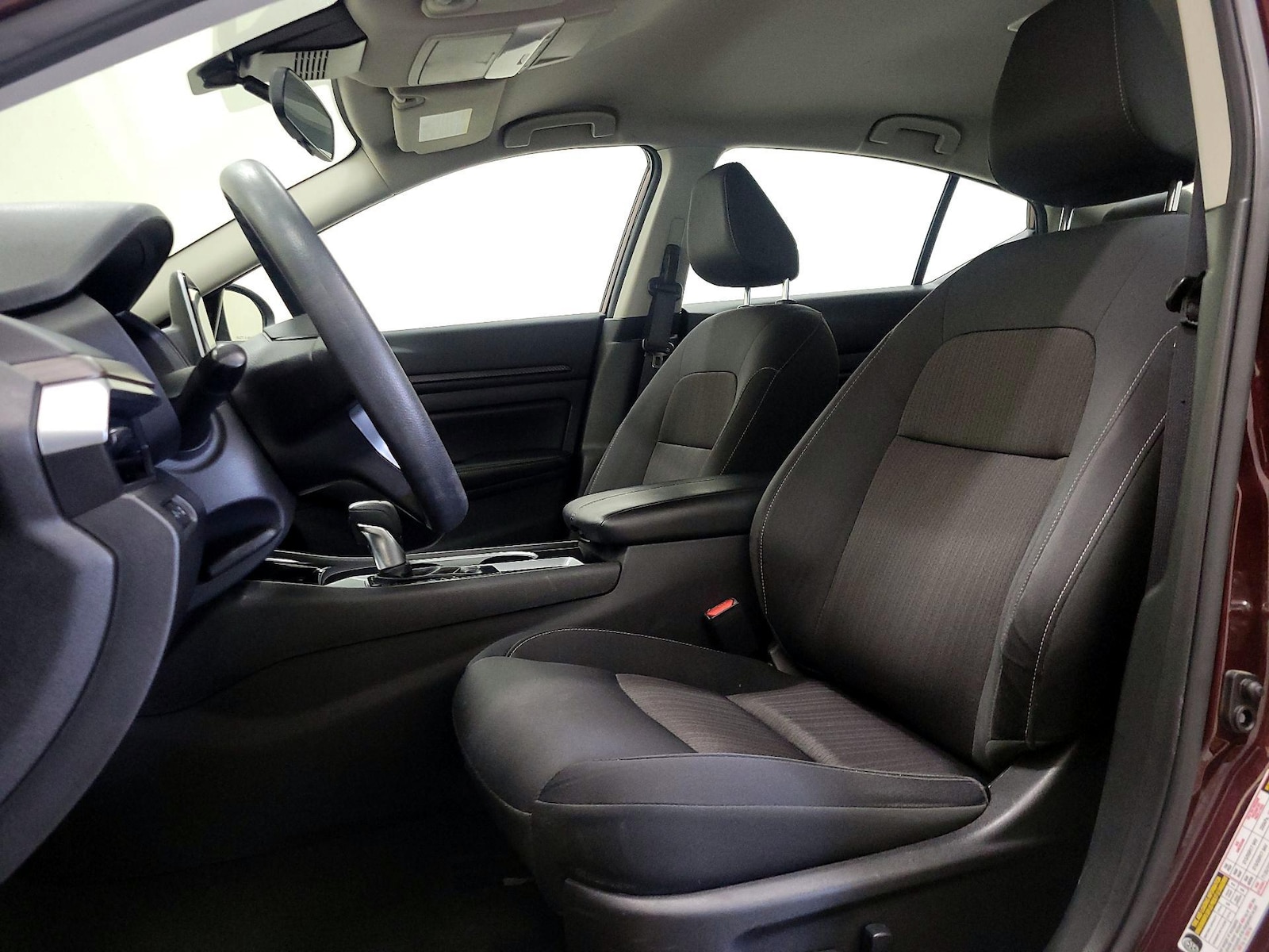 2024 Nissan Altima SV - Photo 12