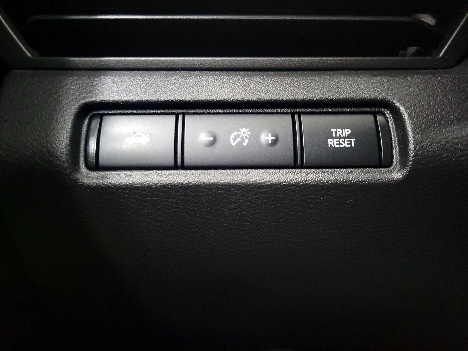 2024 Nissan Altima SV - Photo 14