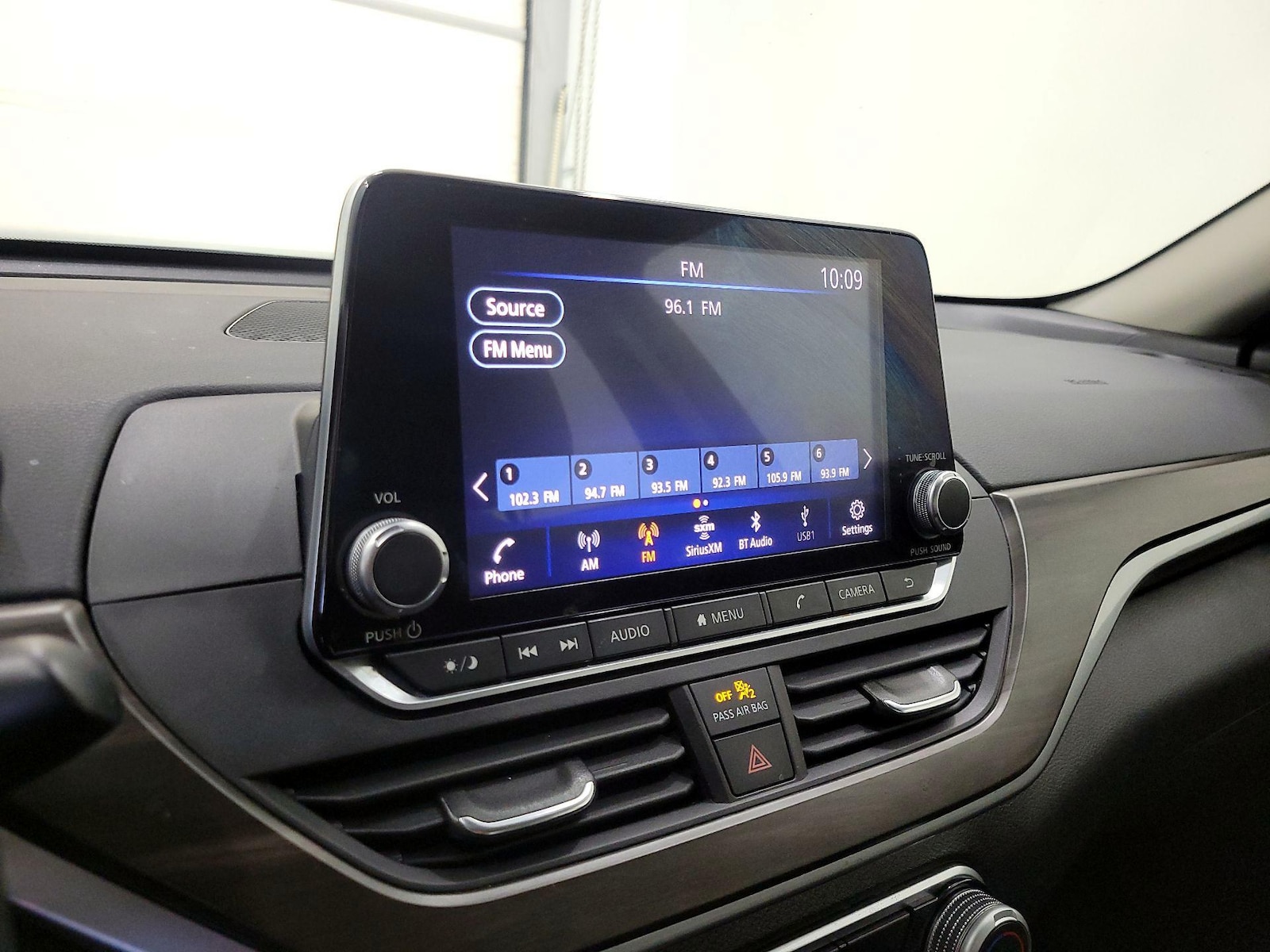 2024 Nissan Altima SV - Photo 16