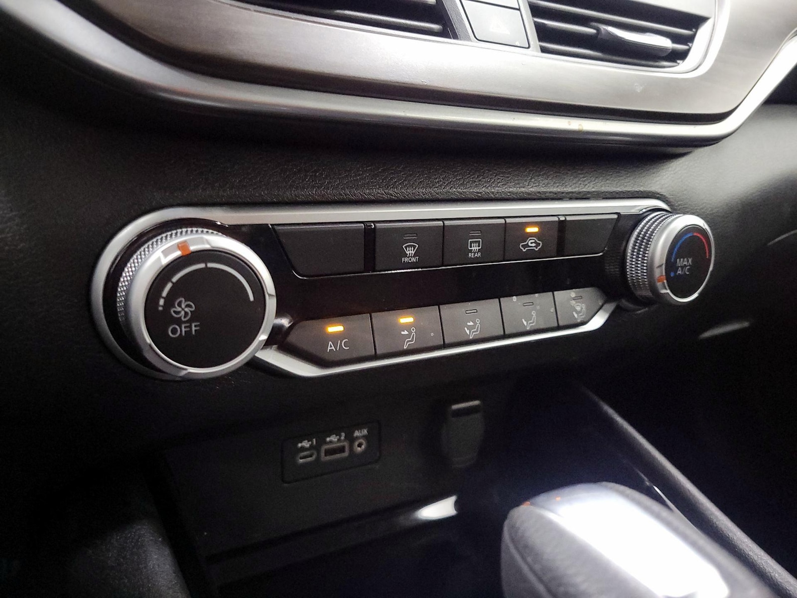 2024 Nissan Altima SV - Photo 17