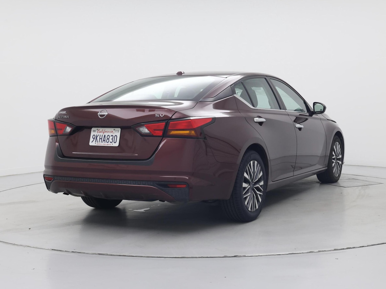 2024 Nissan Altima SV - Photo 9