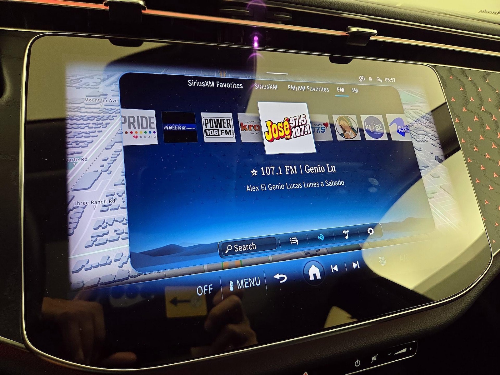 2025 Mercedes-Benz E-Class E350 - Photo 17