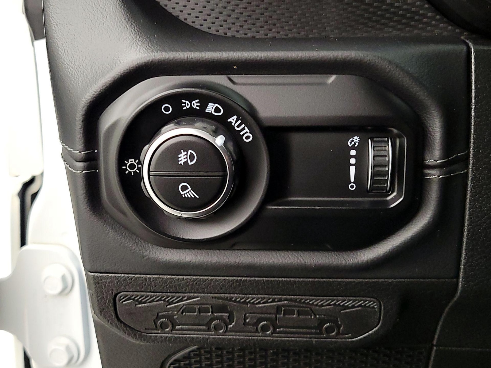2026 Jeep Gladiator Mojave - Photo 14