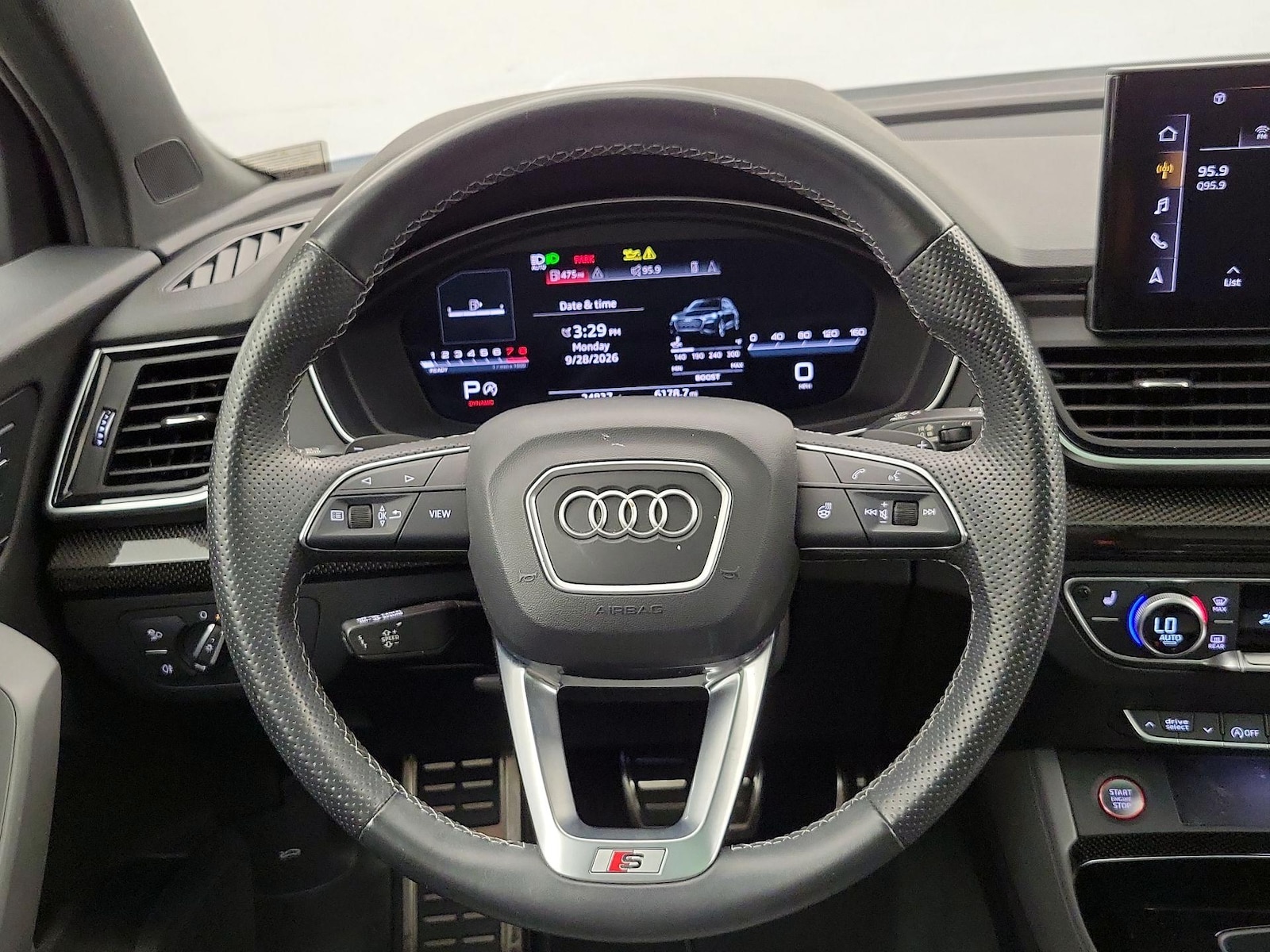 2022 Audi SQ5 Premium Plus - Photo 11