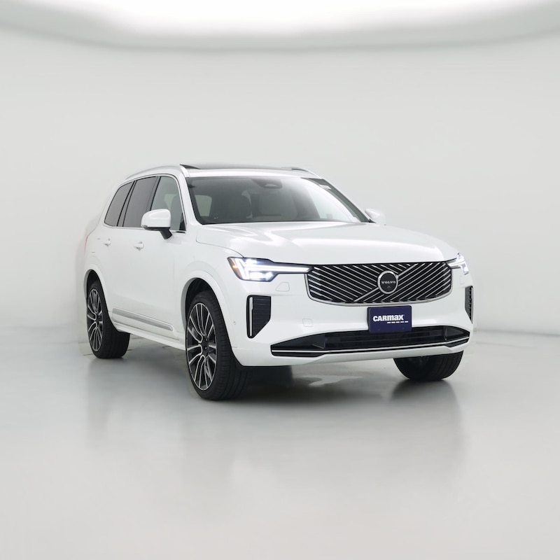 2026 Volvo XC90 B6 Plus