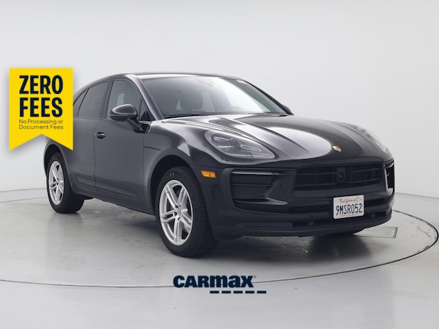 Black 2024 Porsche Macan SUV / Crossover Automatic