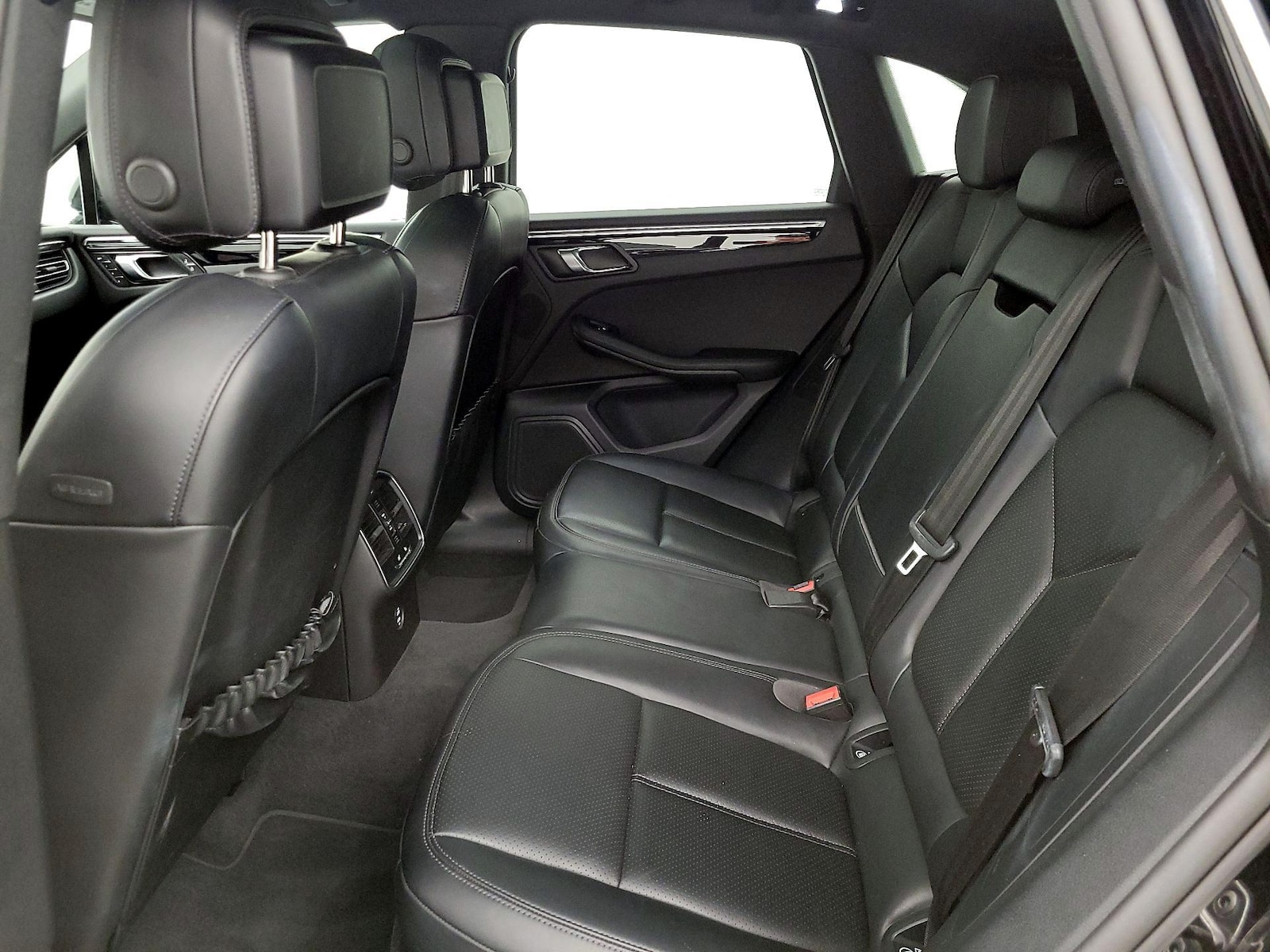 2024 Porsche Macan - Photo 22