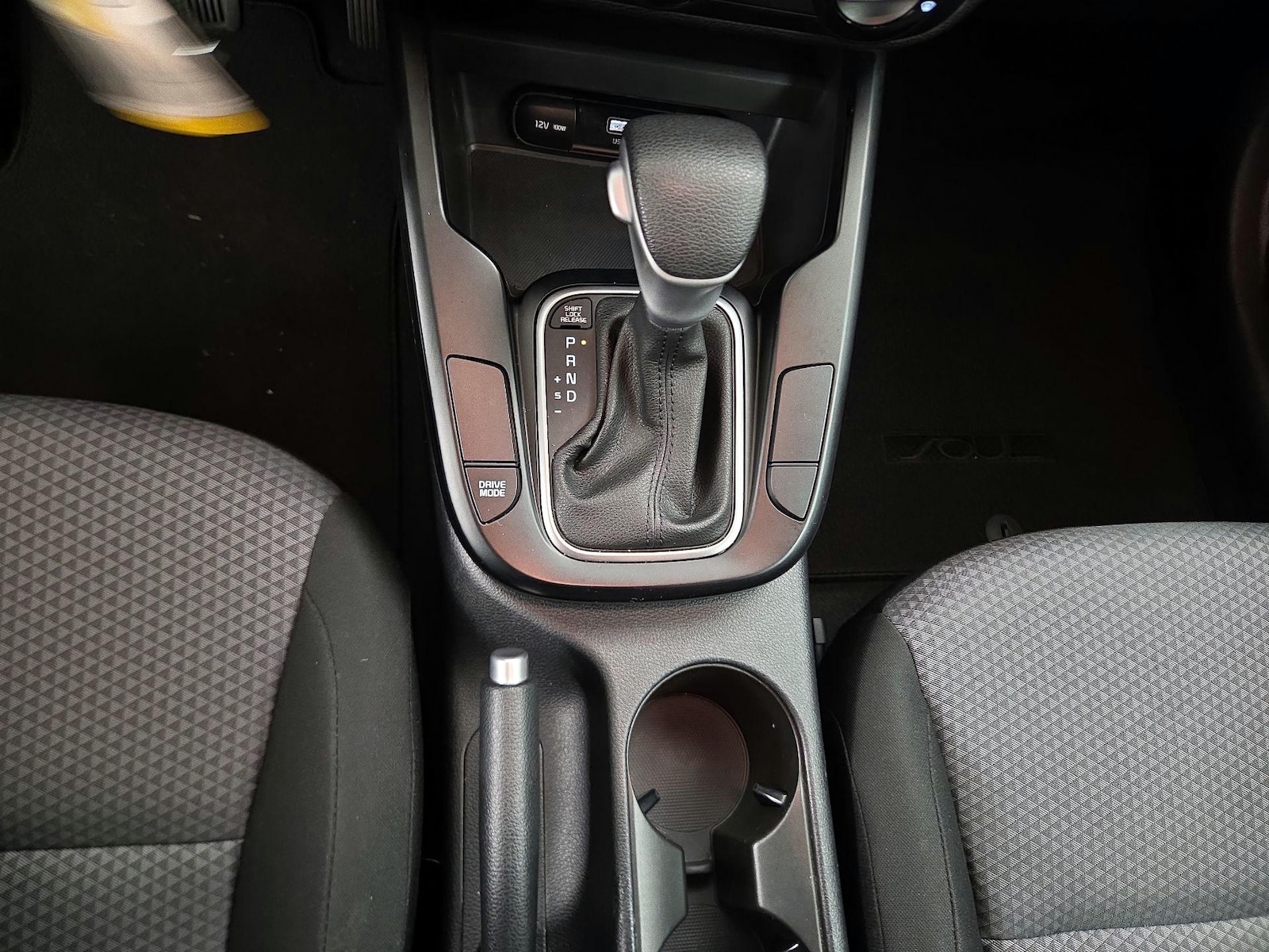 2023 Kia Soul LX - Photo 18