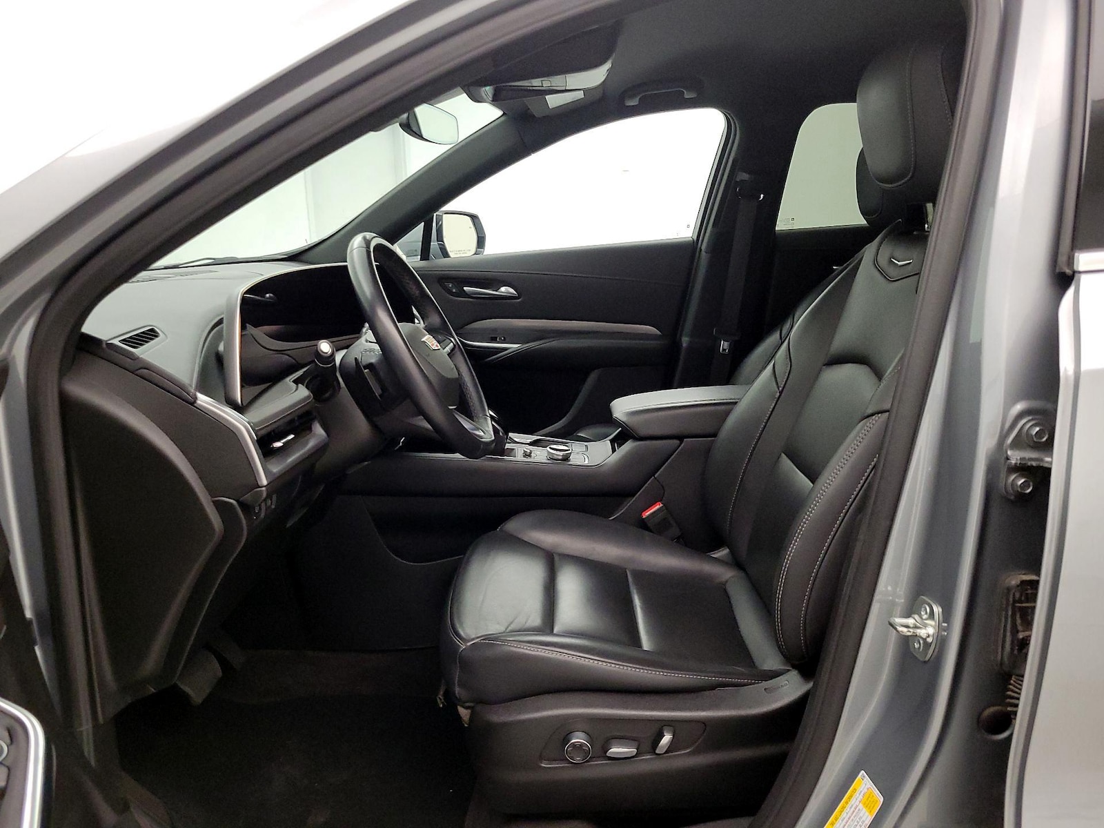 Power Seat(s) & Leather Seats