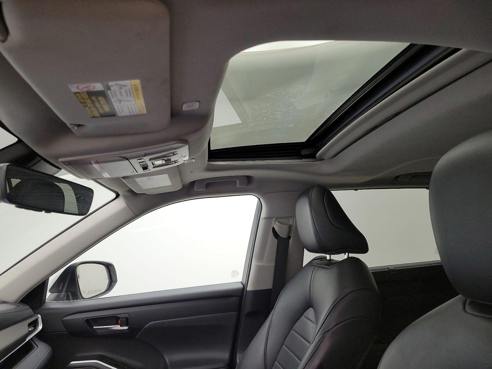 Sunroof(s) & Overhead Airbags