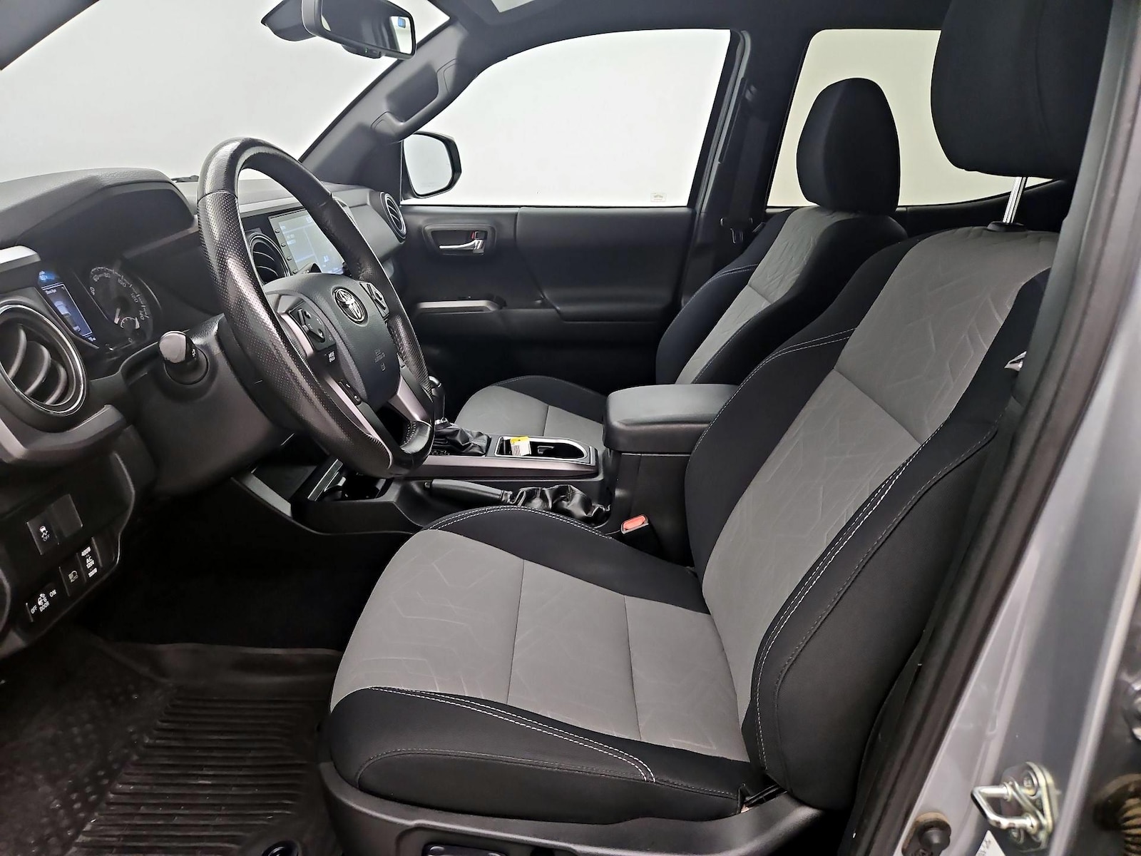 Power Seat(s) & Side Airbags