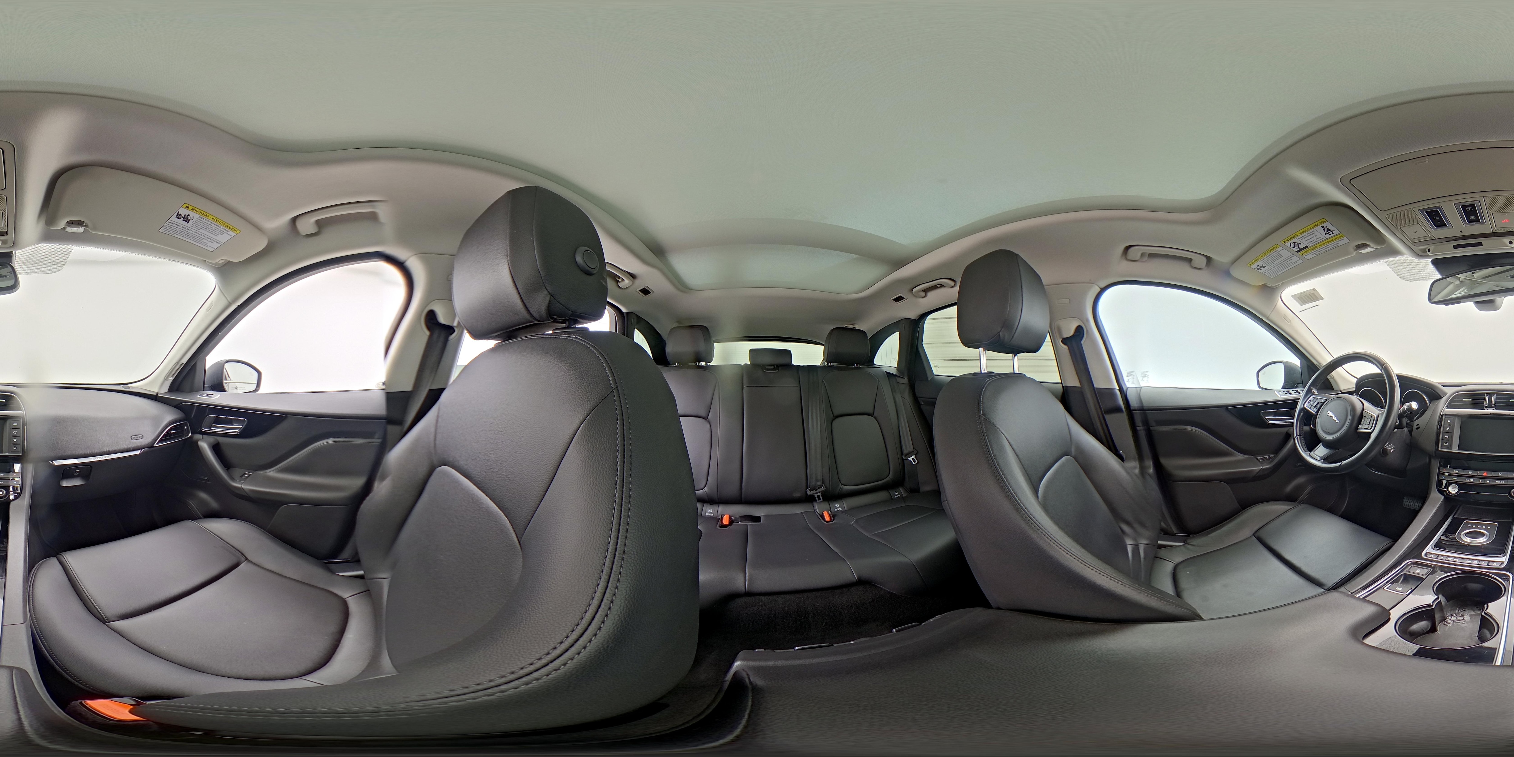 2017 Jaguar F-Pace Premium - Photo 24
