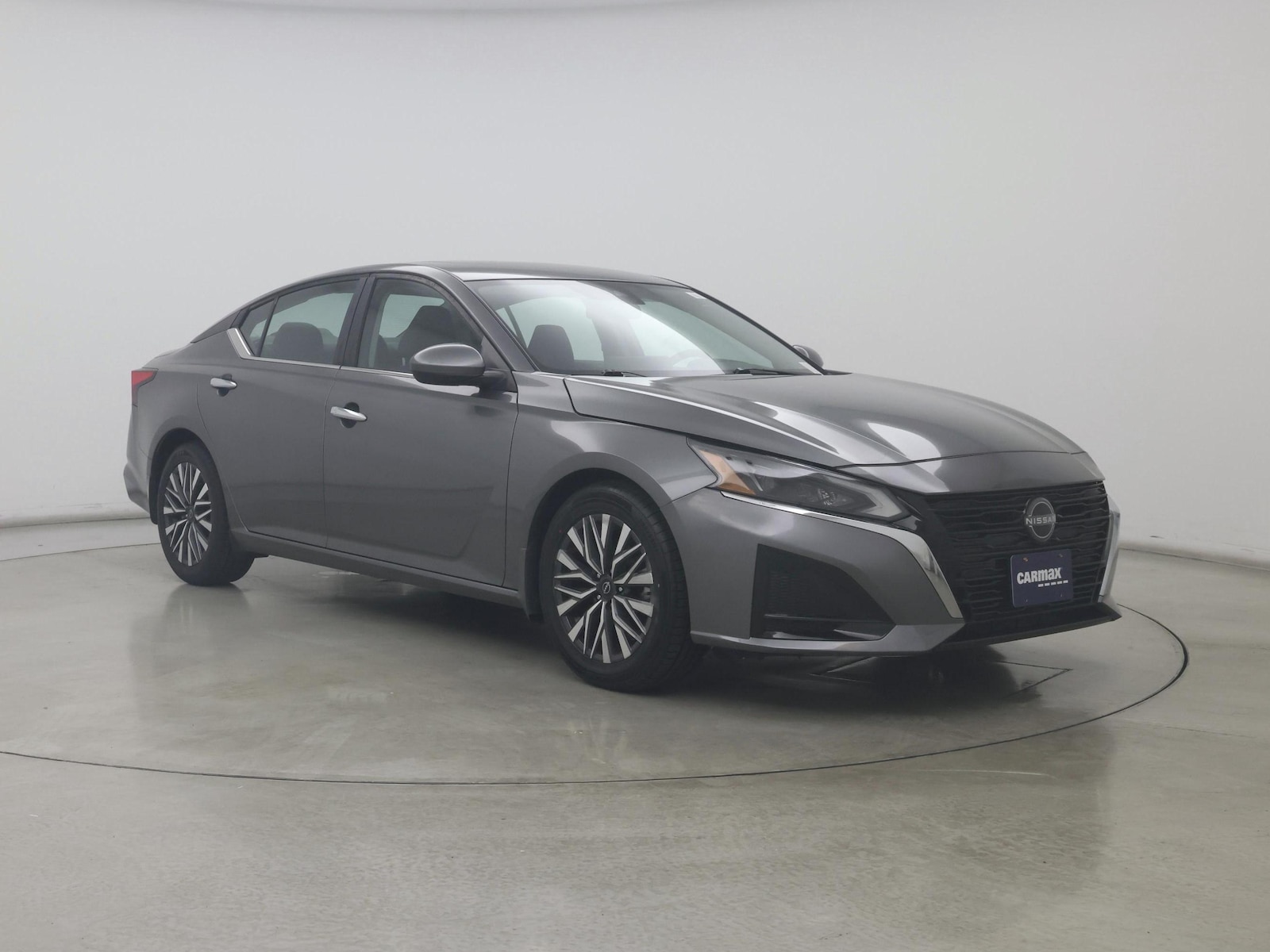 2023 Nissan Altima SV - Photo 2