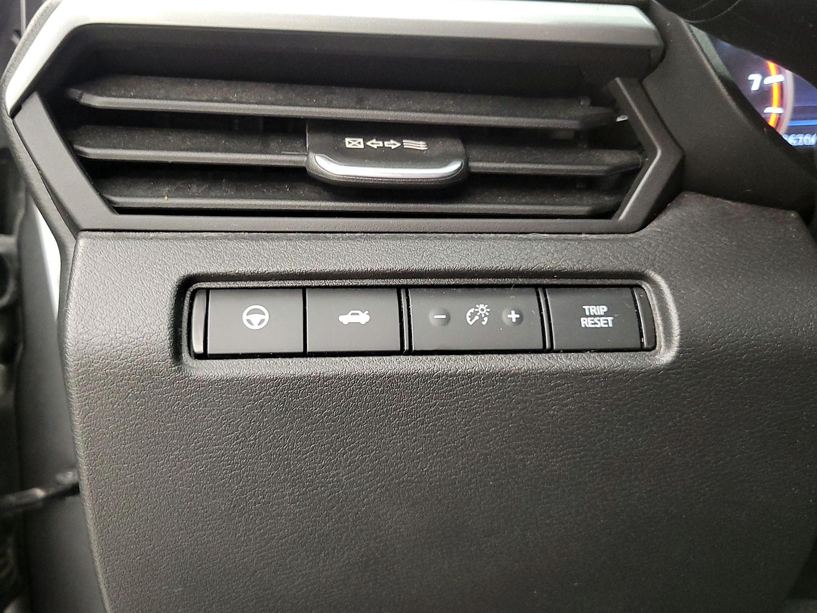 2023 Nissan Altima SV - Photo 14
