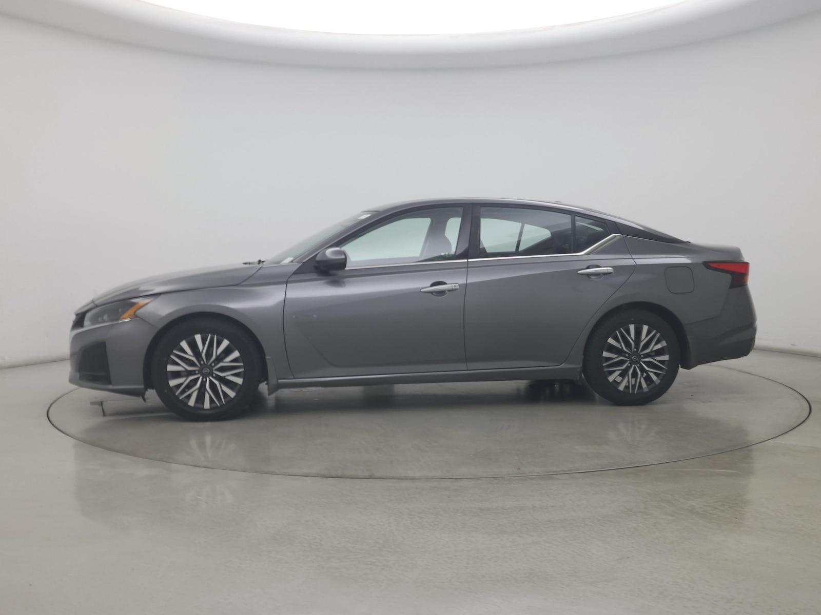 2023 Nissan Altima SV - Photo 4