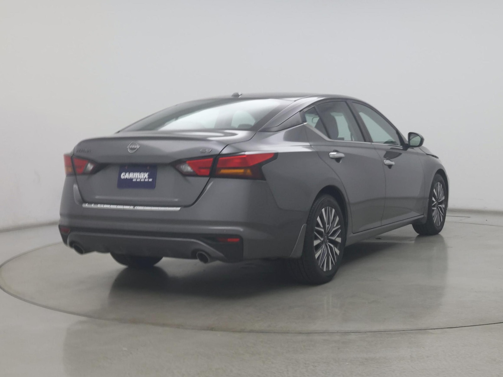 2023 Nissan Altima SV - Photo 9