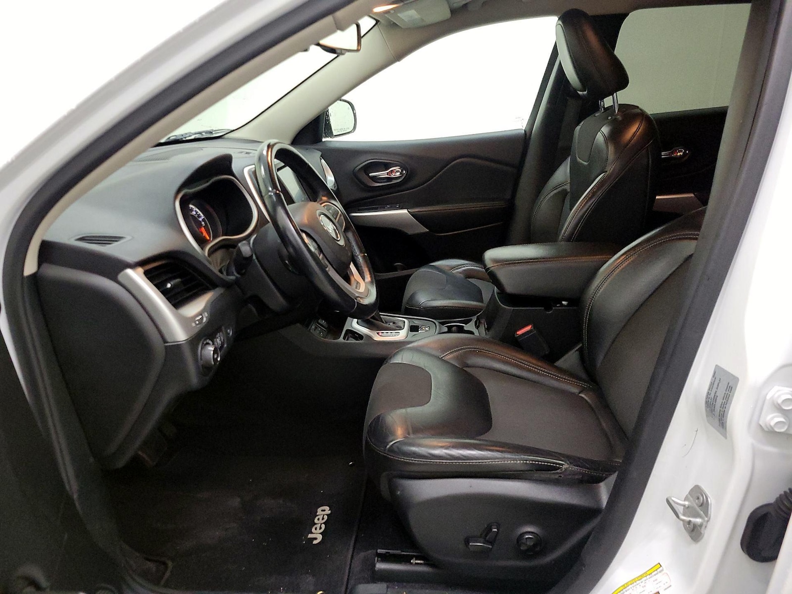 Power Seat(s) & Side Airbags