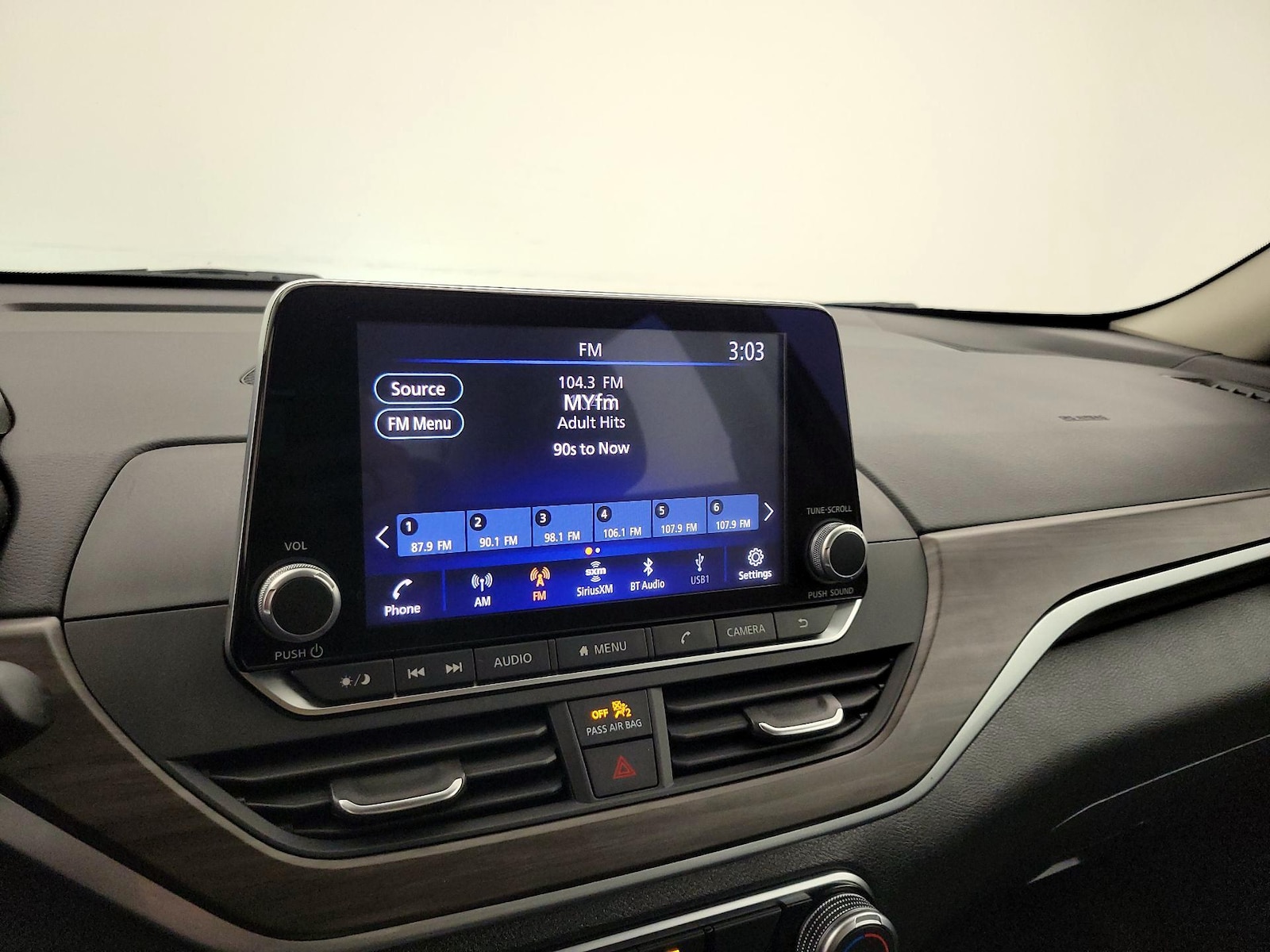 2025 Nissan Altima SV - Photo 16