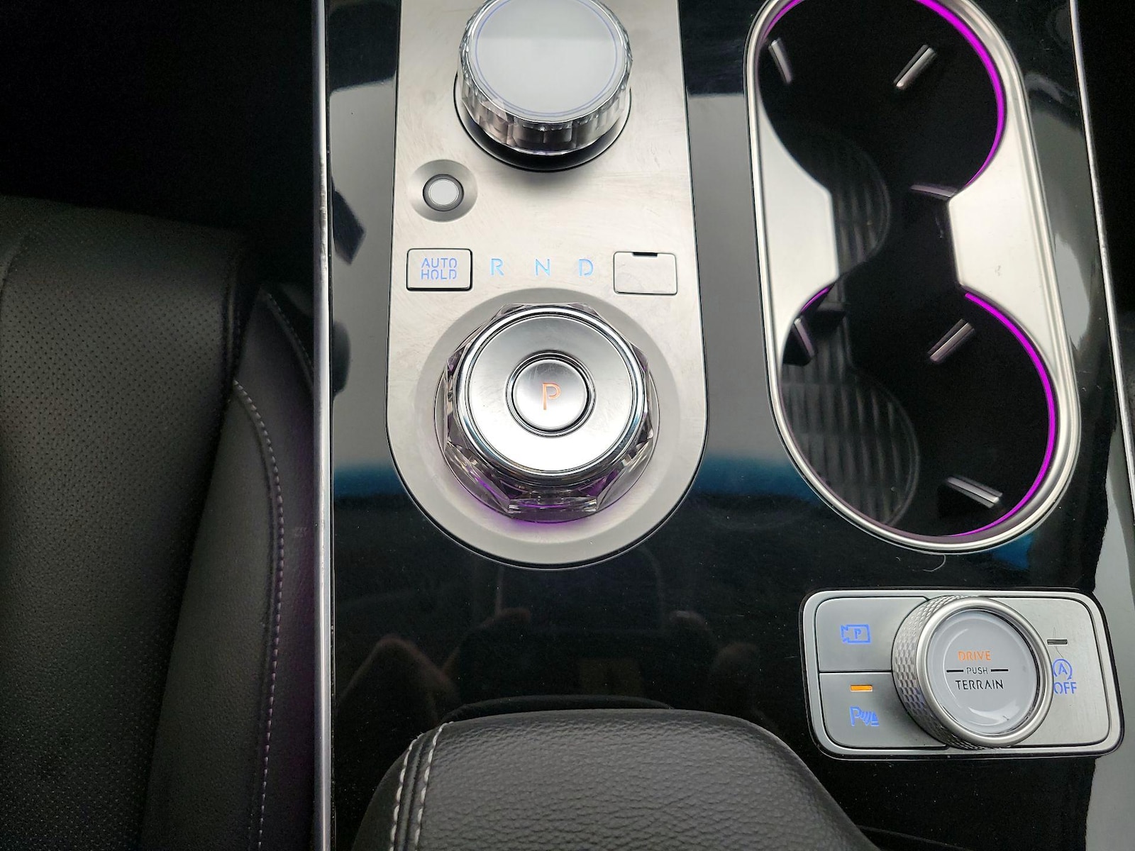 2026 GENESIS GV80 Standard - Photo 18