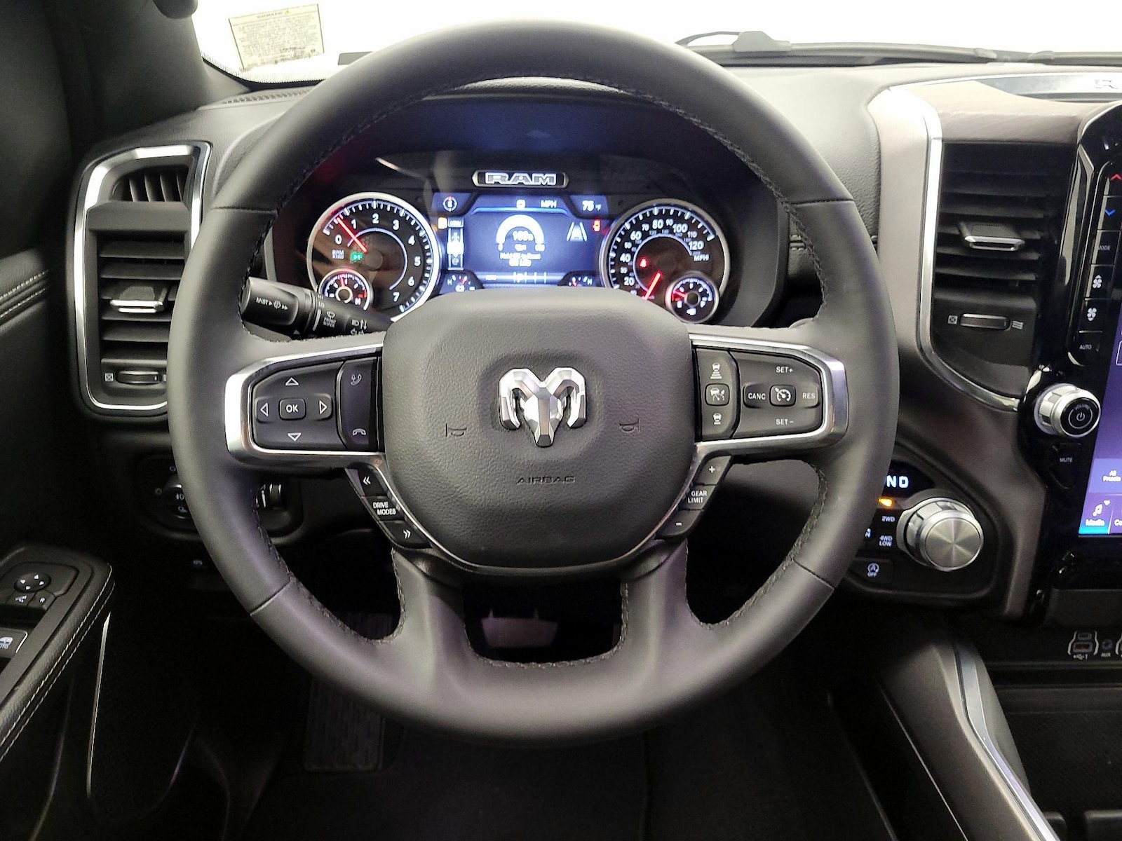 2026 RAM Ram 1500 Pickup Laramie - Photo 11