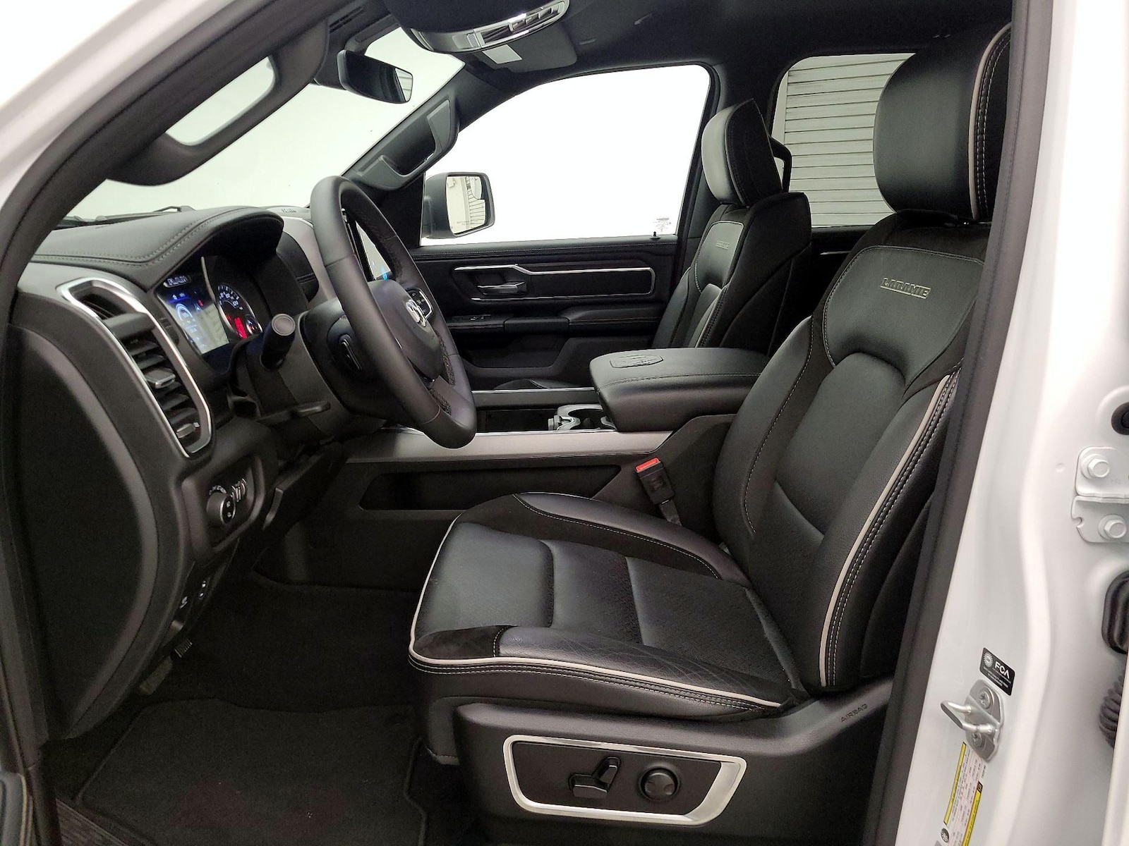 2026 RAM Ram 1500 Pickup Laramie - Photo 12