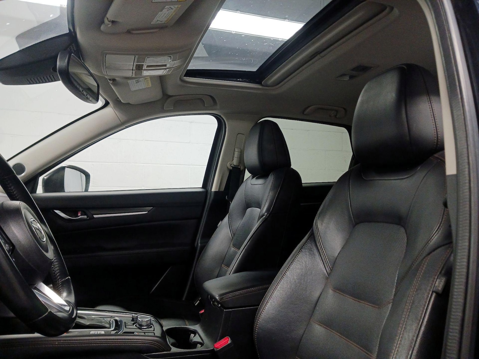 Sunroof(s) & Overhead Airbags