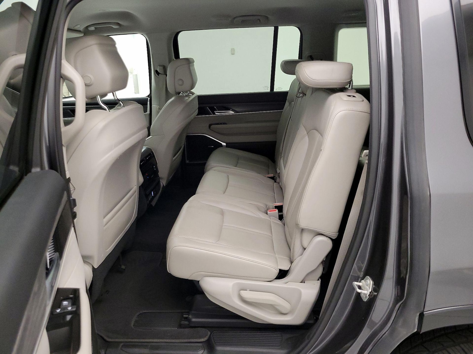 Rear Air Conditioning