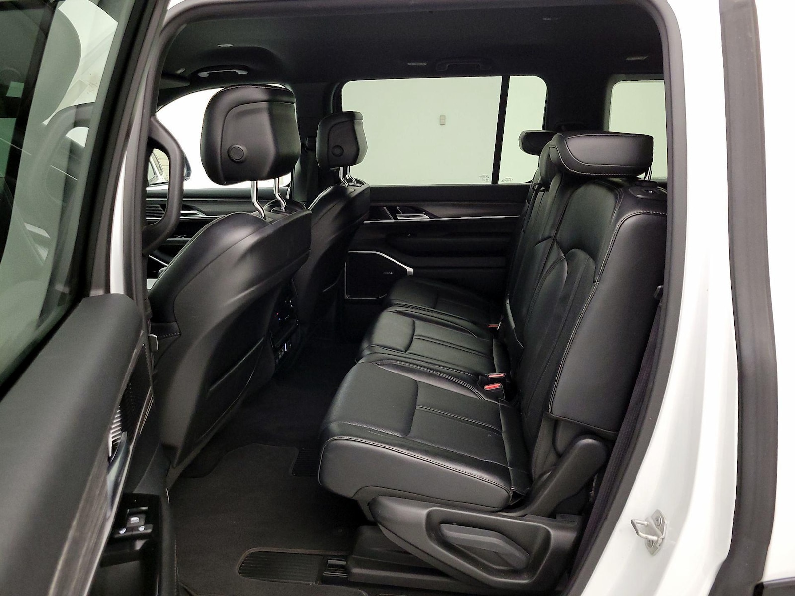 Rear Air Conditioning