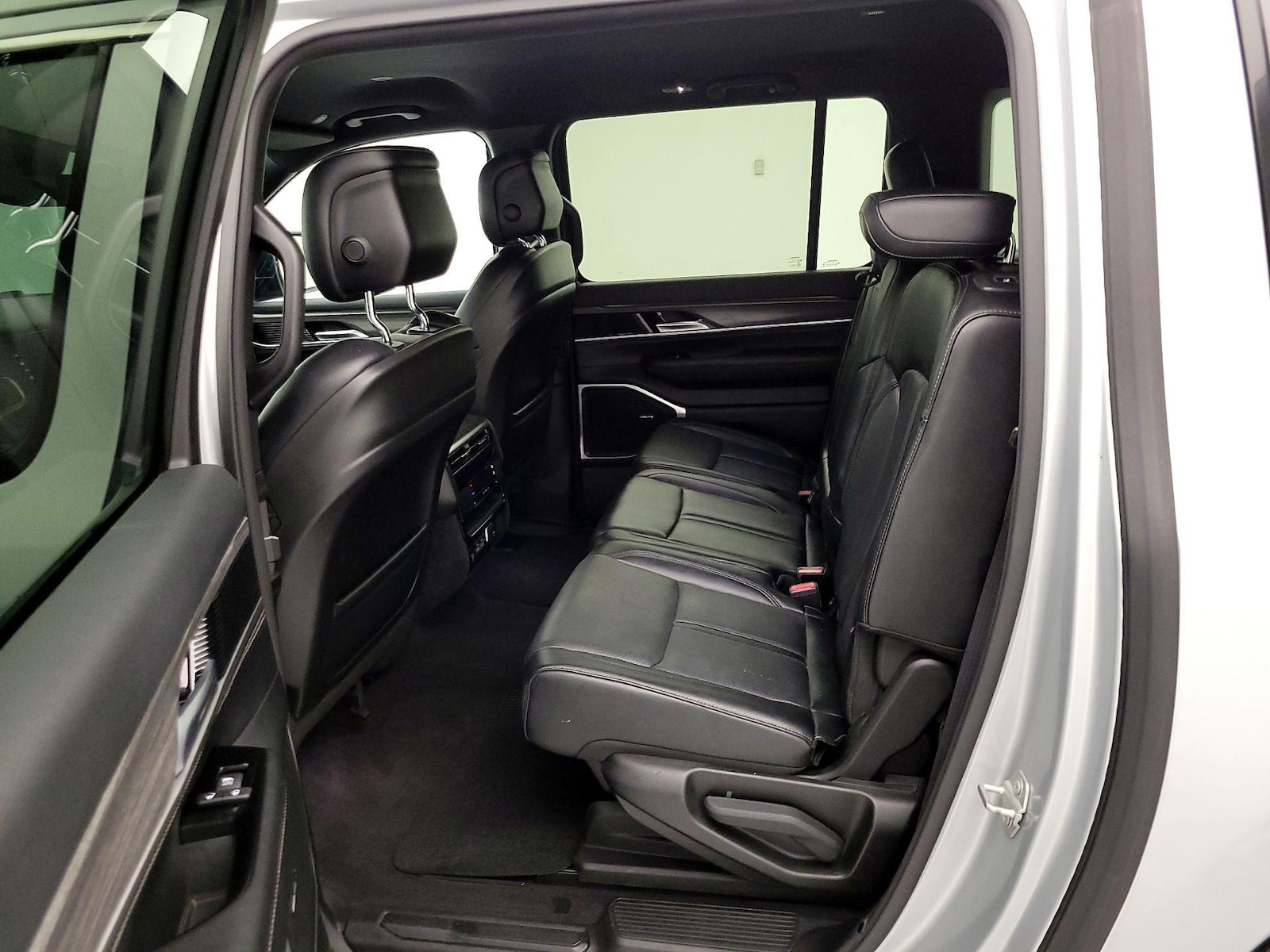 Rear Air Conditioning