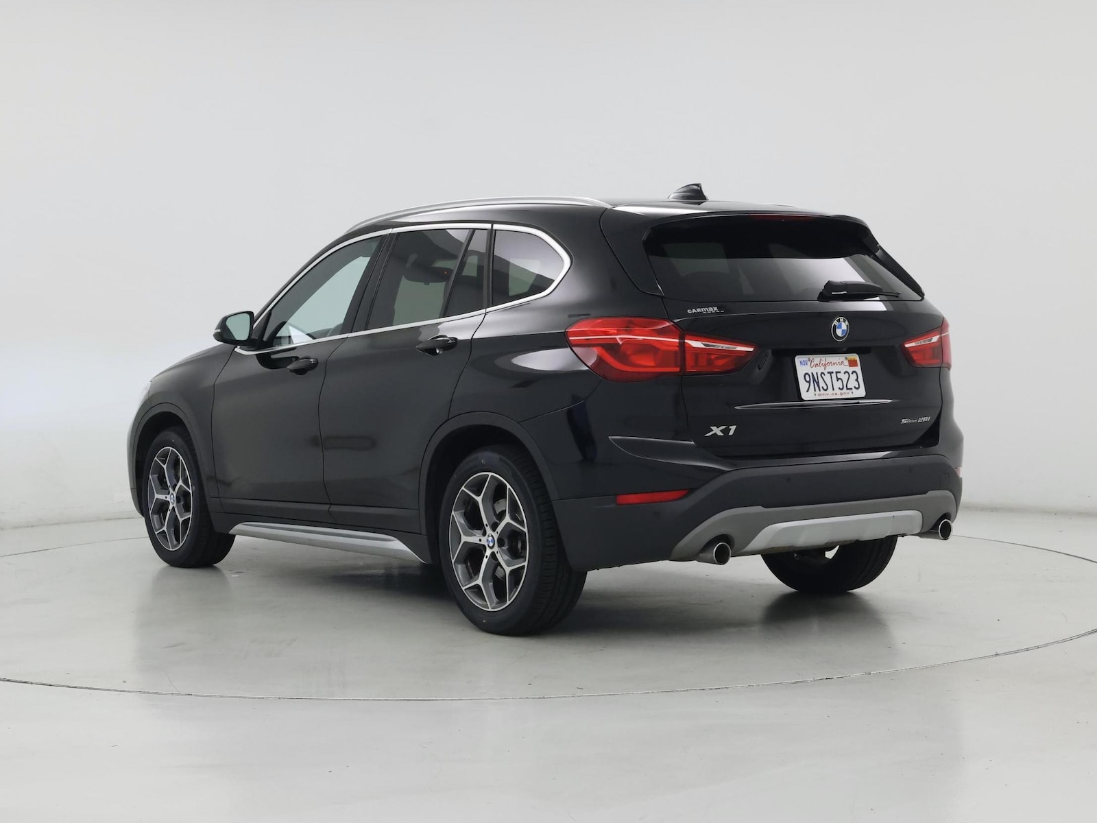 2018 BMW X1 28i - Photo 3