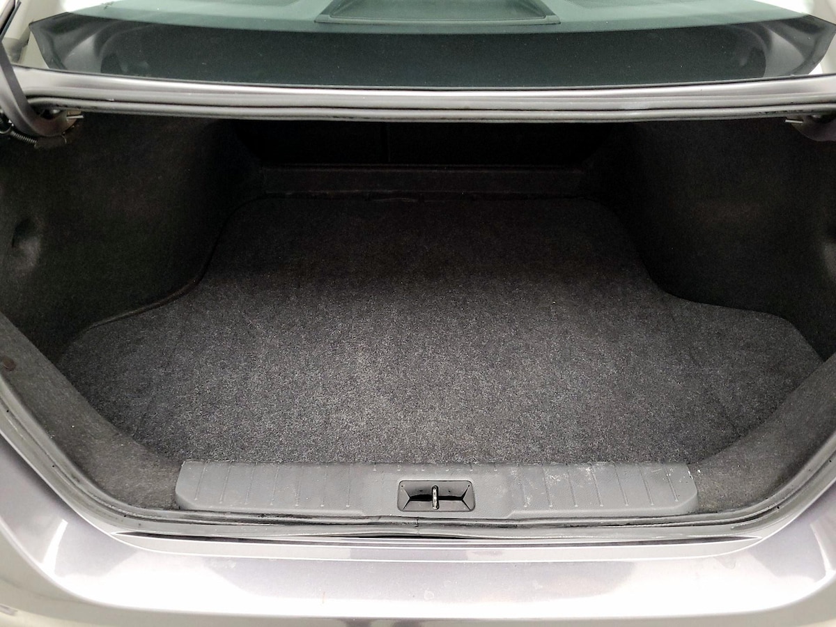 Trunk/Cargo (Seats Up)
