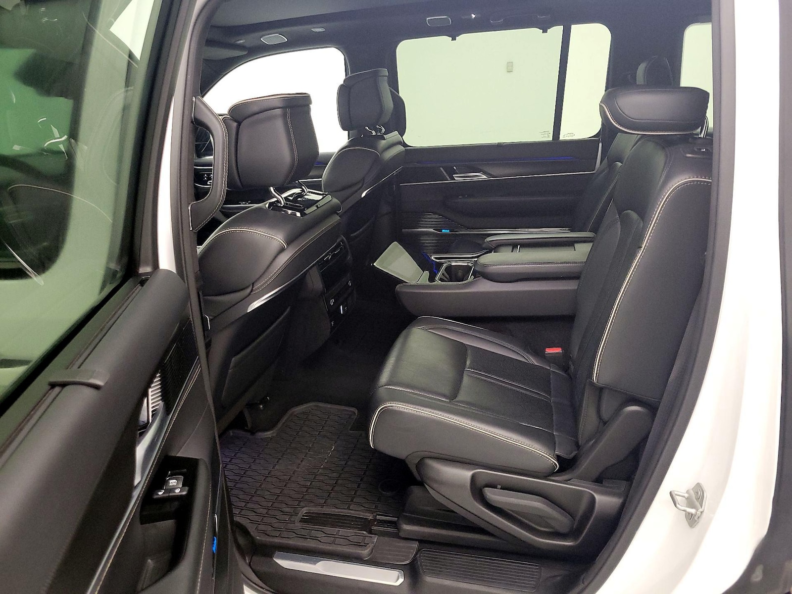 Rear Air Conditioning