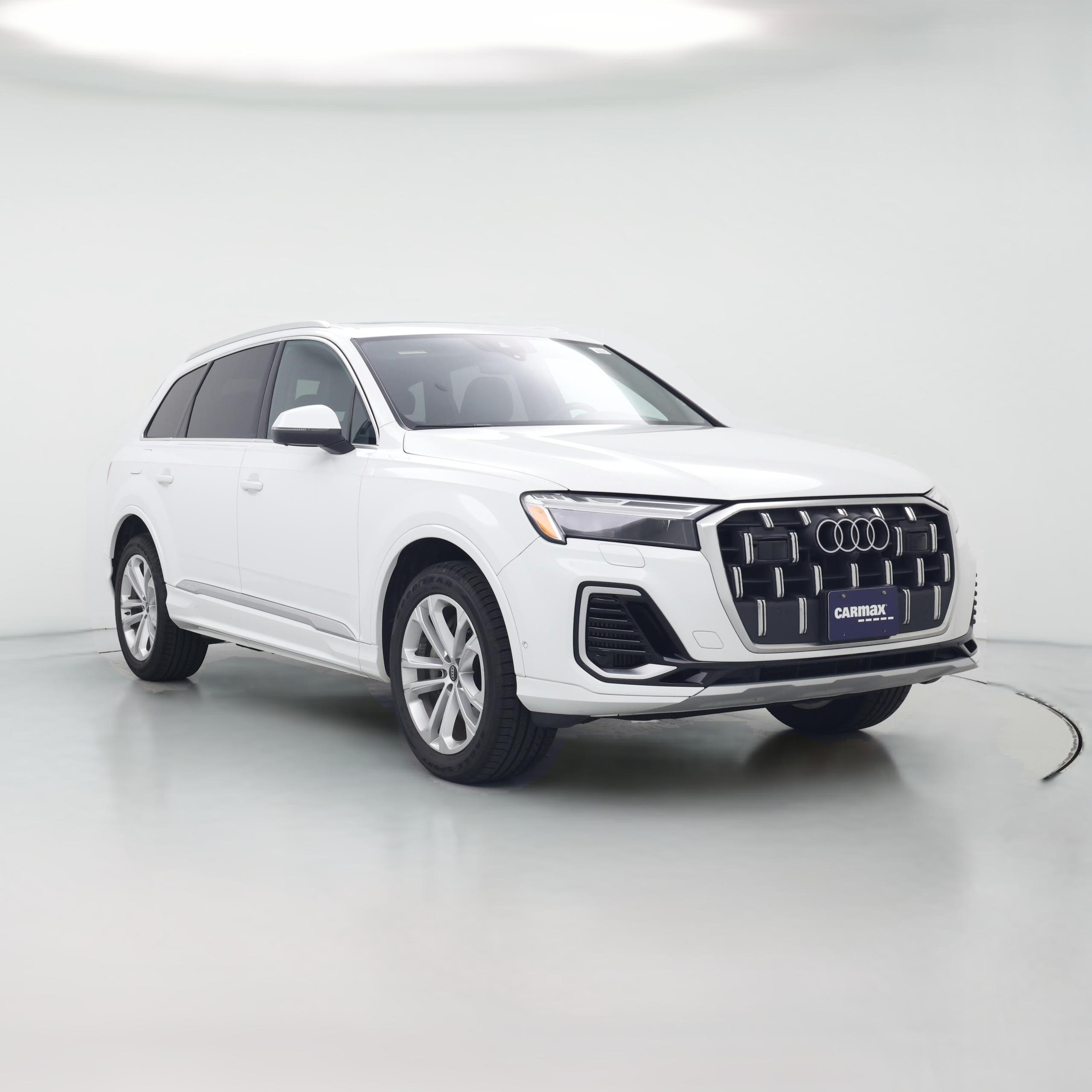 2025 Audi Q7 Premium Plus